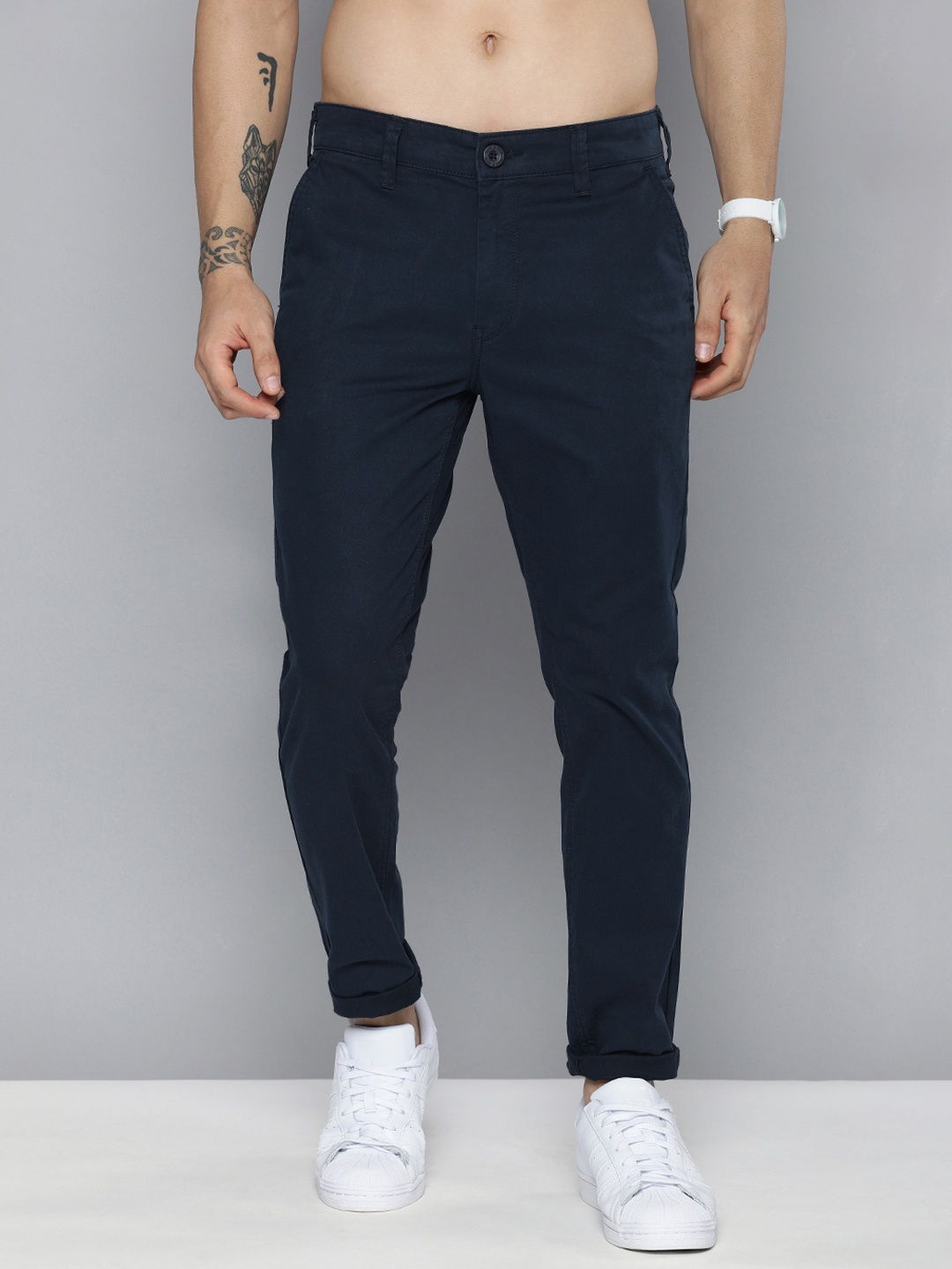 

HERE&NOW Men Navy Blue Solid Slim Fit Chinos Trousers