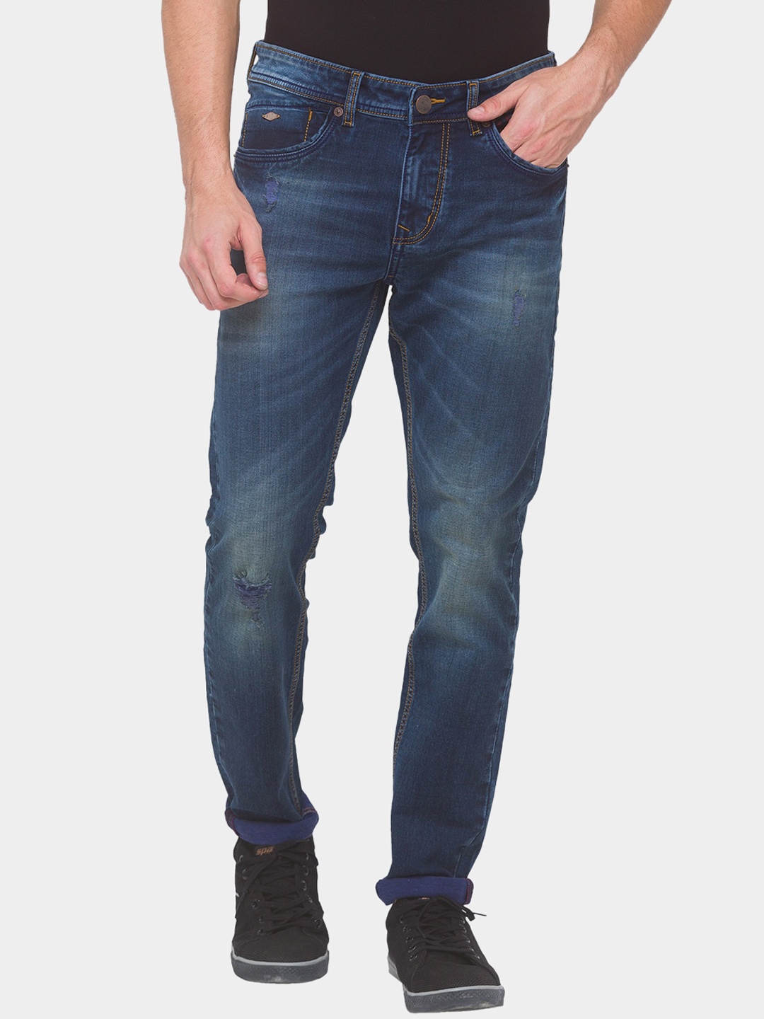 

Being Human Men Blue Regular Fit Mildly Distressed Heavy Fade Jeans