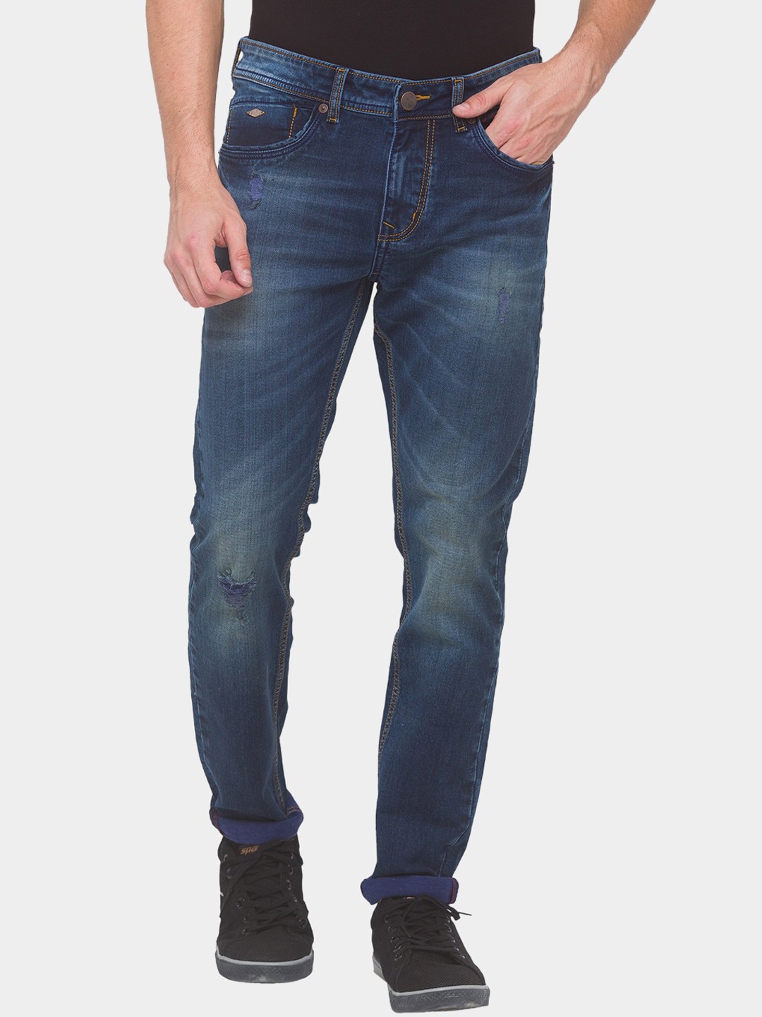 

Being Human Men Blue Regular Fit Mildly Distressed Heavy Fade Jeans