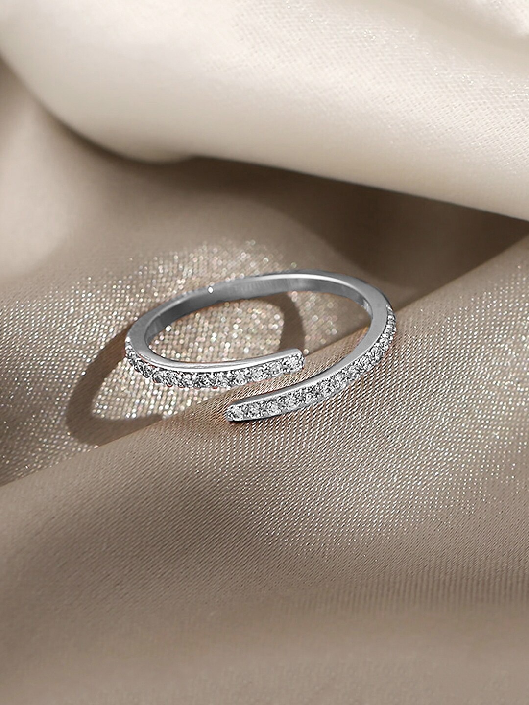 

Yellow Chimes Women Silver Tone Adjustable Open Twist Eternity Ring