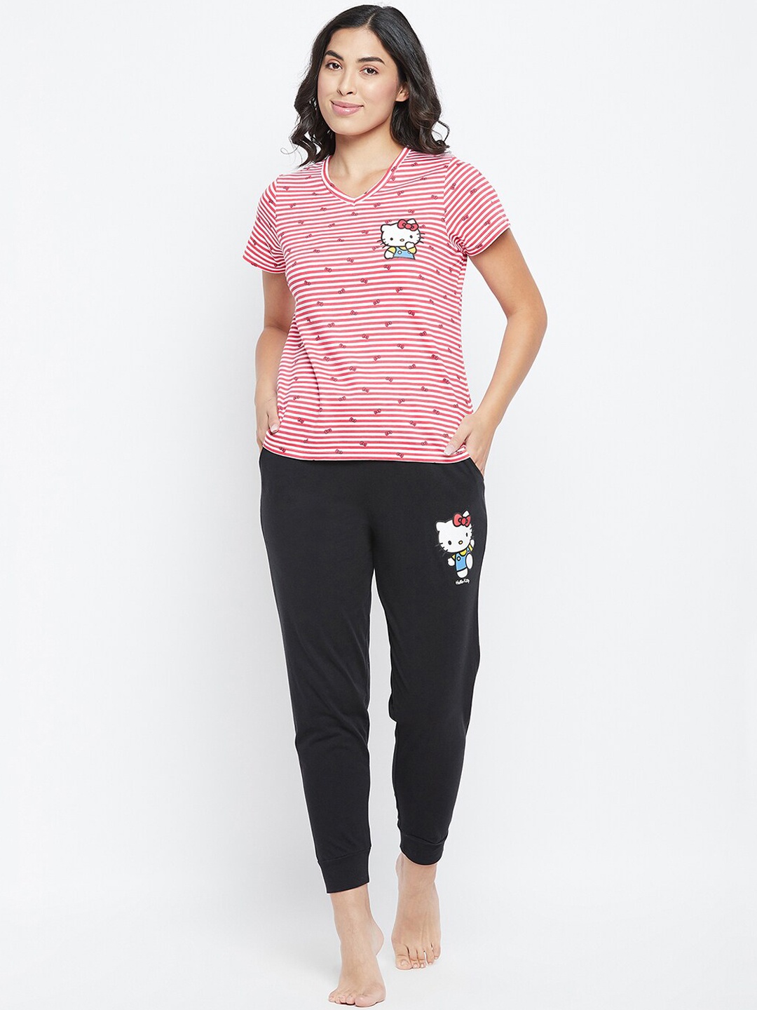

Clovia Women Red & Black Printed Night suit
