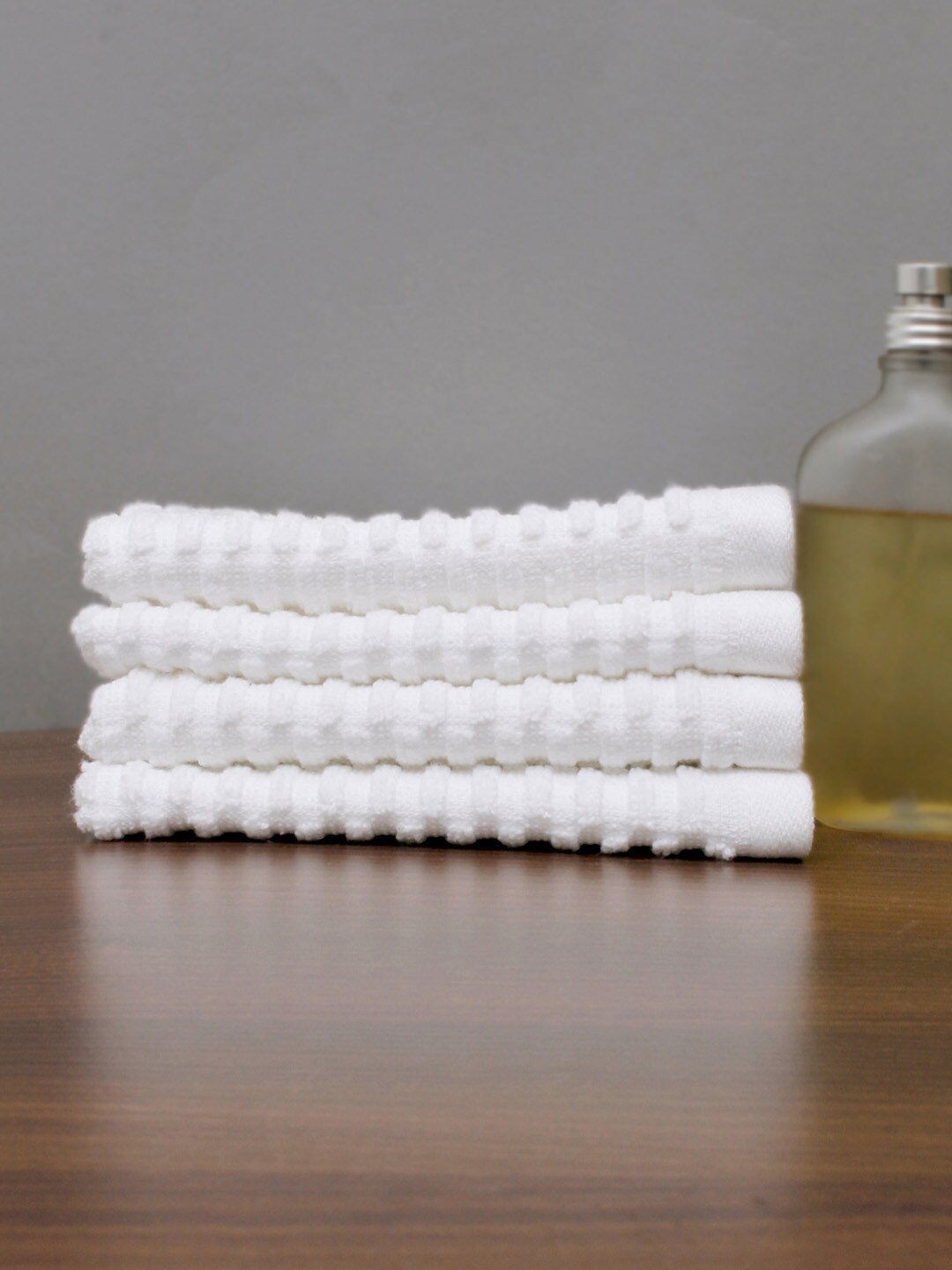 

AVI Living White Set of 4 Cotton 500GSM Absorbent and Quick Dry Cotton Face Towel