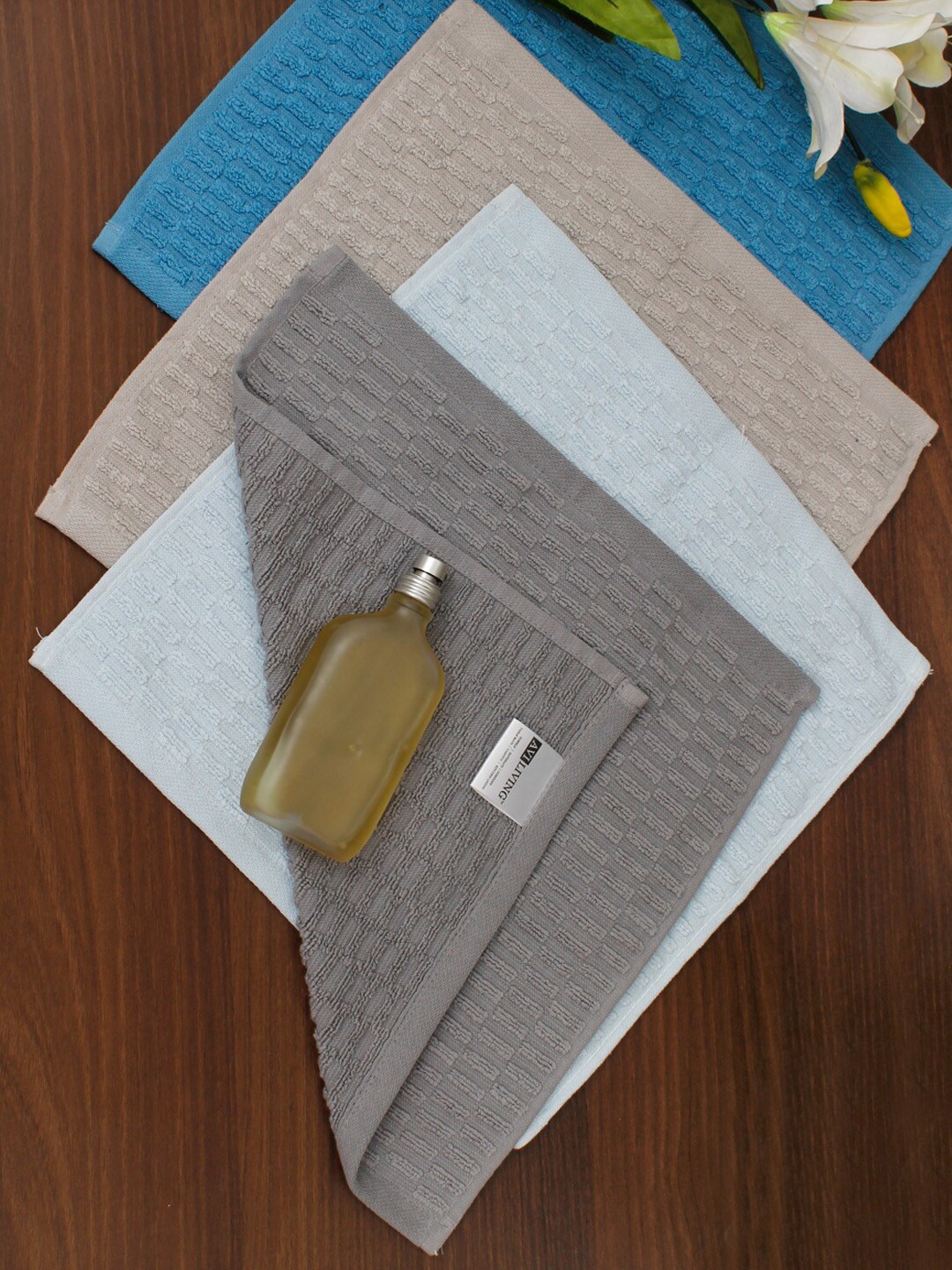

AVI Living Set of 4 Solid 500 GSM Pure Cotton Face Towels, Grey