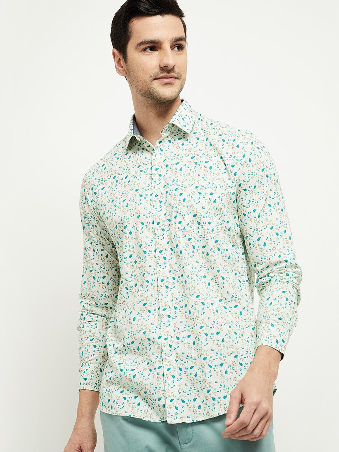 

max Men Green & Blue Comfort Regular Fit Floral Printed Pure Cotton Casual Shirt