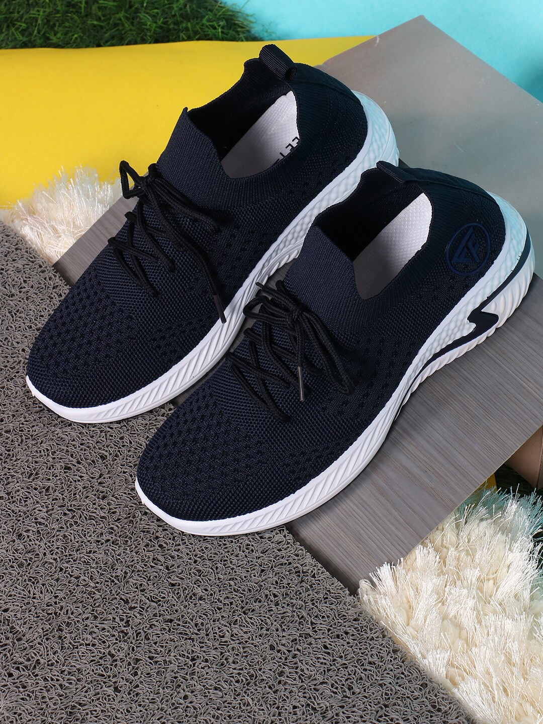 

FLYING FEET Women Navy Blue Mesh Running Non-Marking Shoes