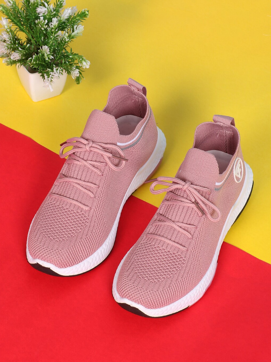 

FLYING FEET Women Pink Mesh Running Non-Marking Shoes
