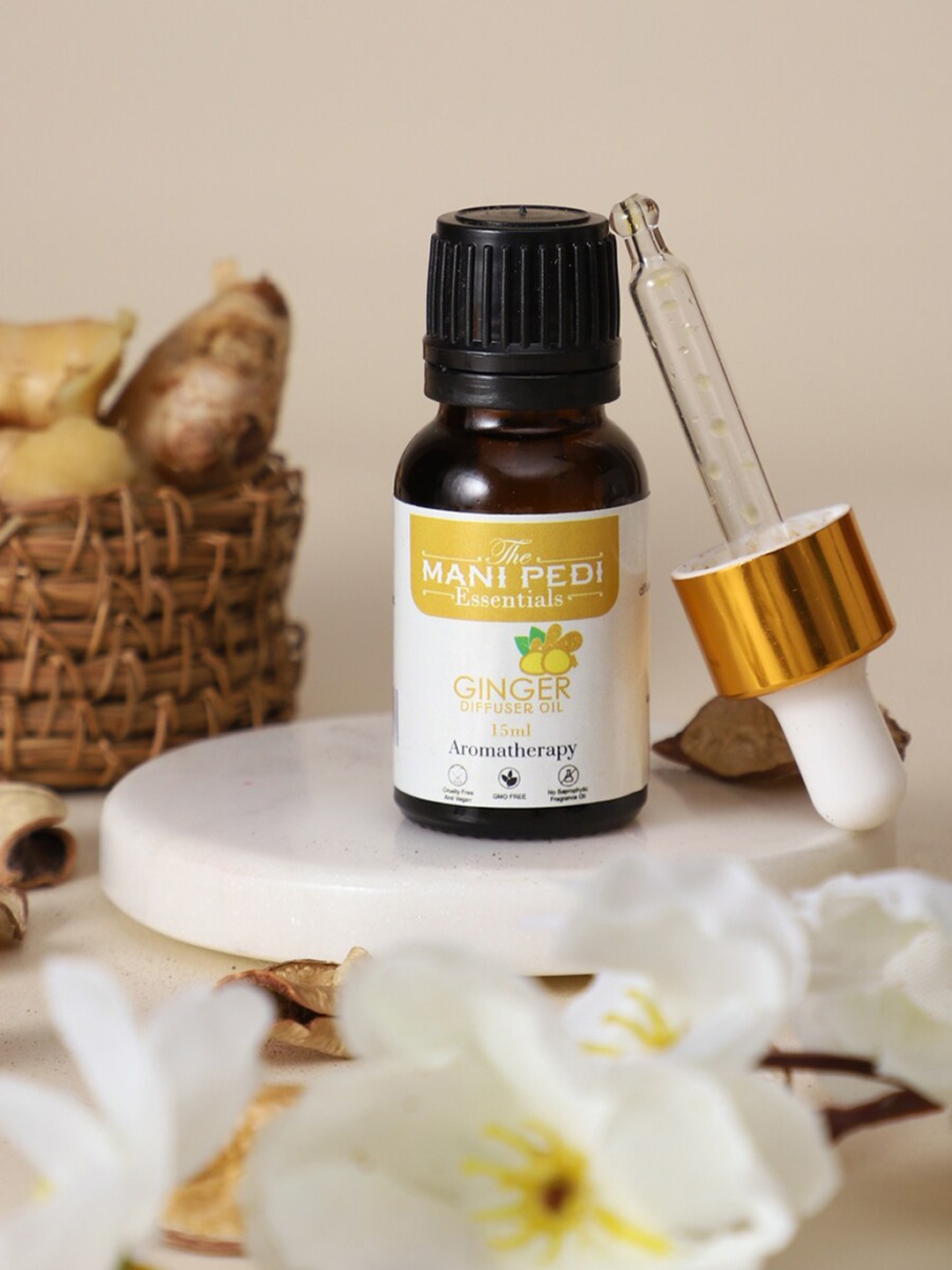 

The Mani Pedi Essentials Ginger Diffuser Oil 15 ml, Brown