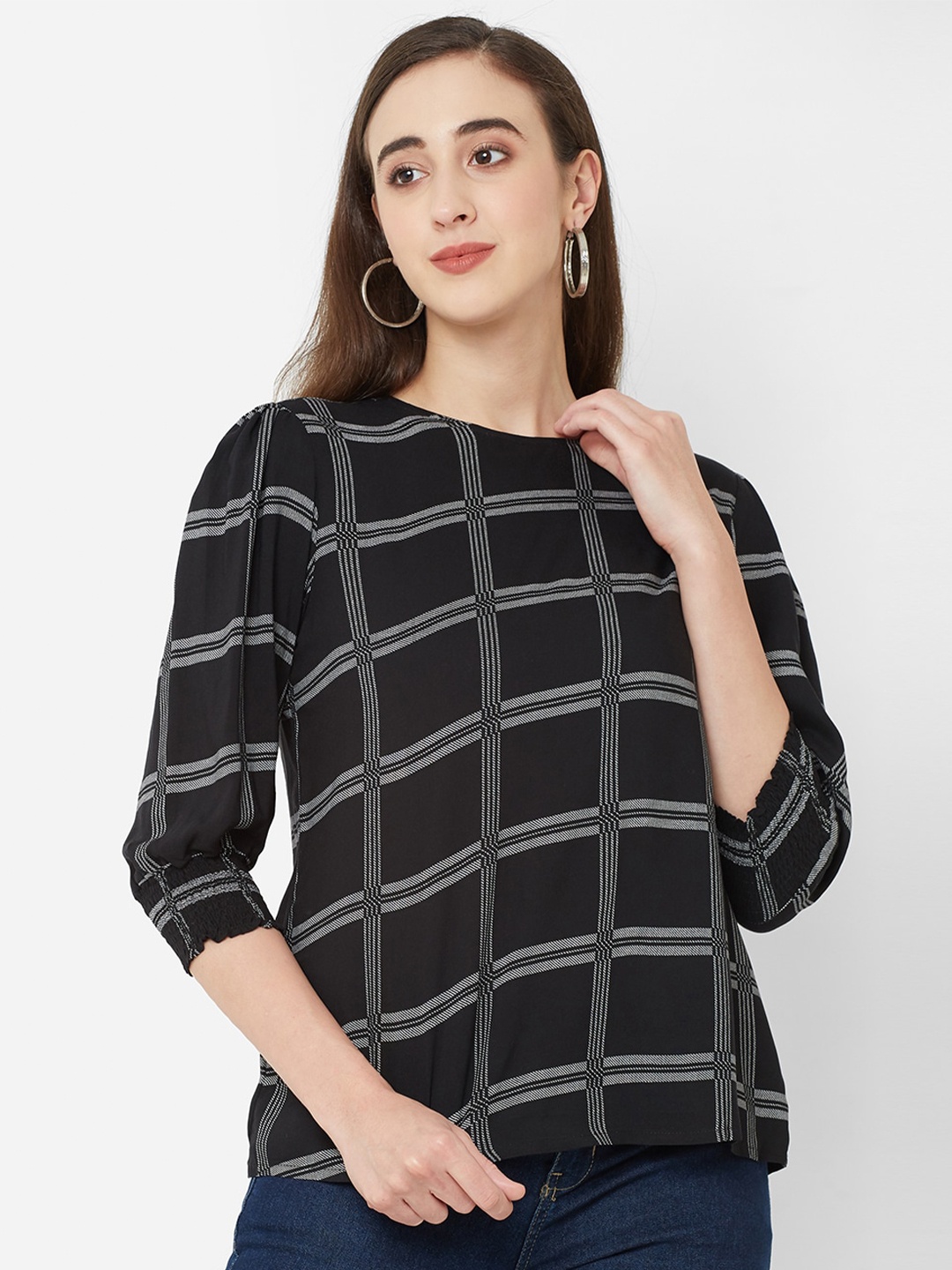 

109F Black Checked Top