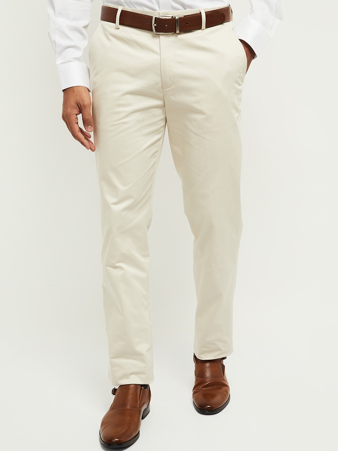 

max Men Brown Trousers