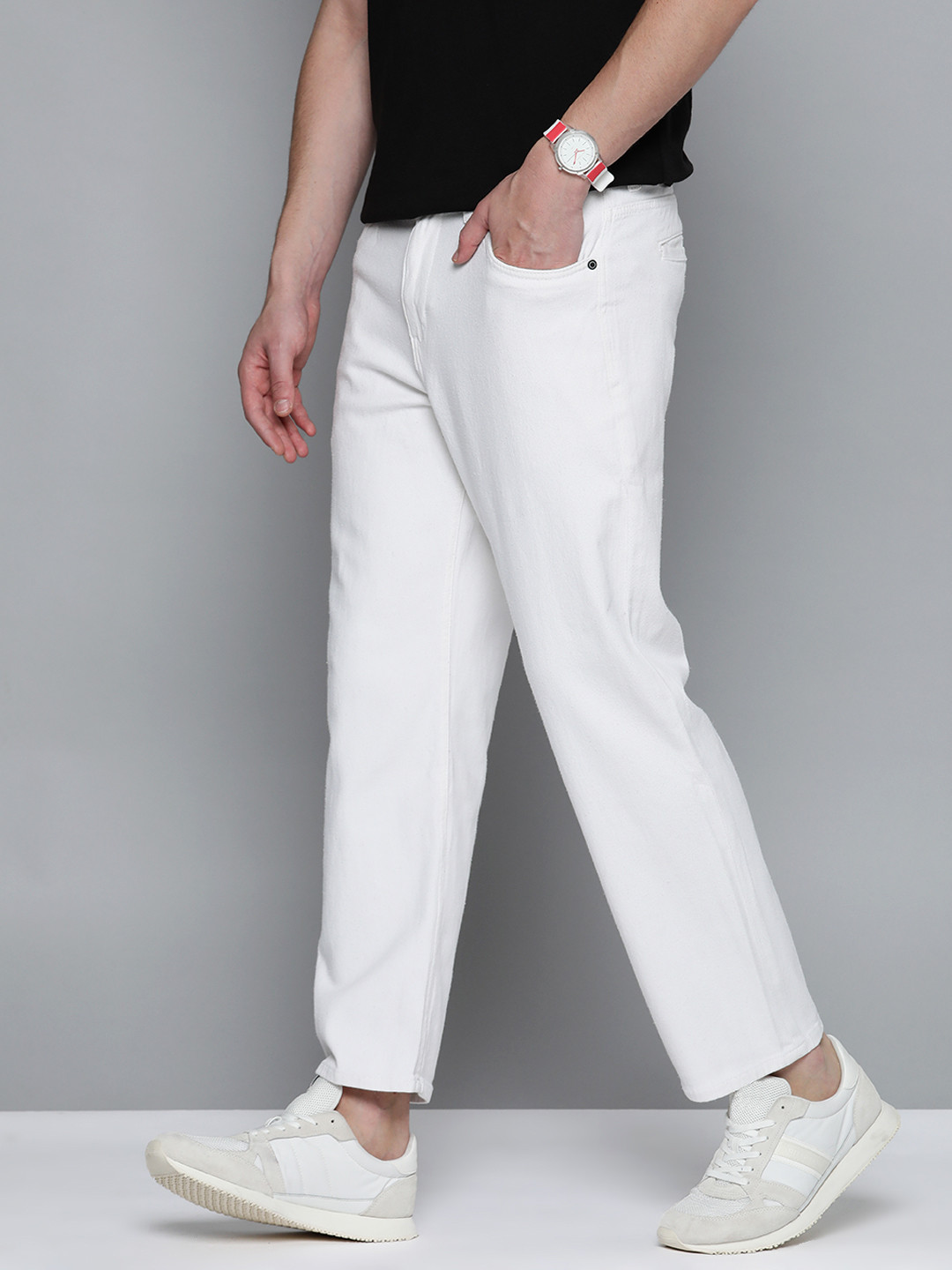 

Mast & Harbour Men Straight Fit Stretchable Jeans, White