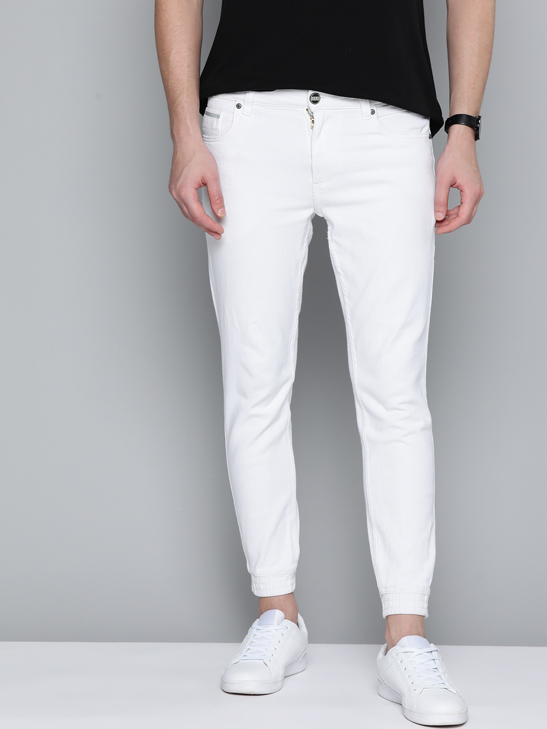 

Mast & Harbour Men White Solid Stretchable Joggers