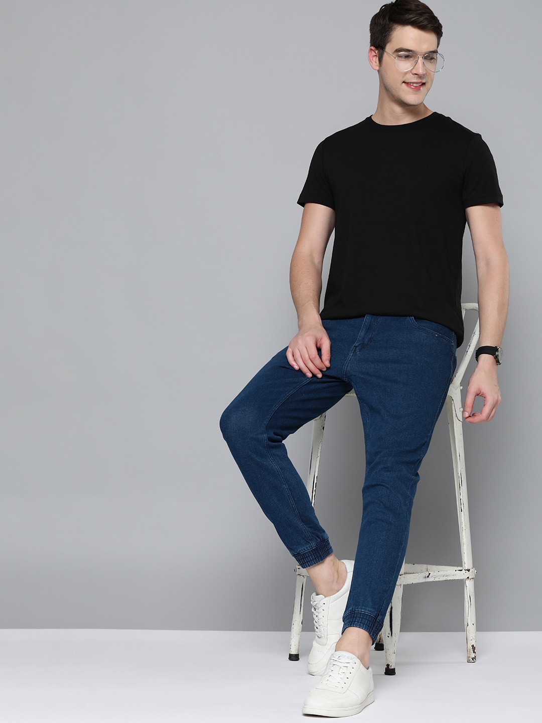 

Mast & Harbour Men Slim Fit Stretchable Jogger Jeans, Navy blue