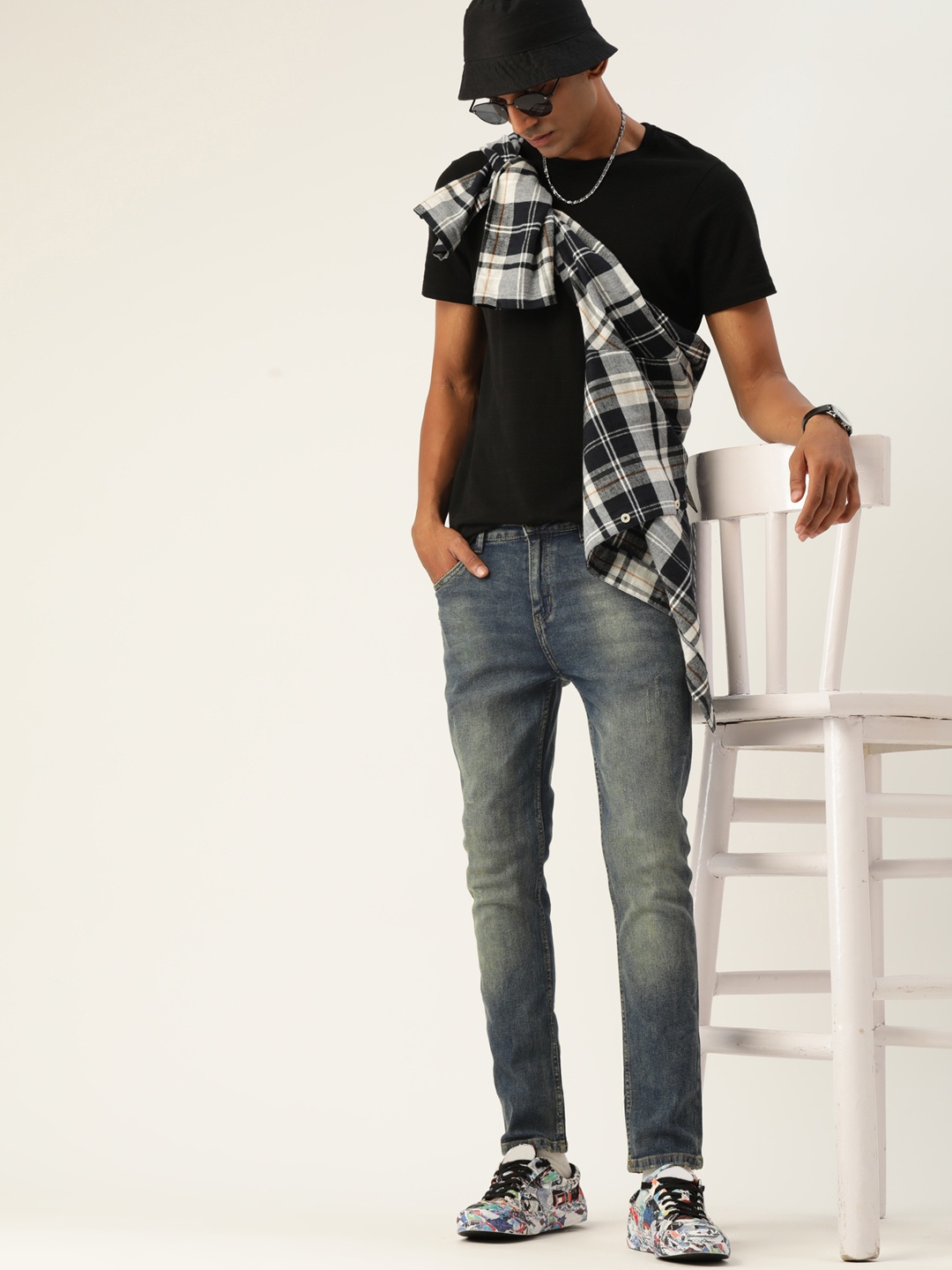 

Kook N Keech Men Navy Blue Heavy Fade Skinny Fit Stretchable Jeans