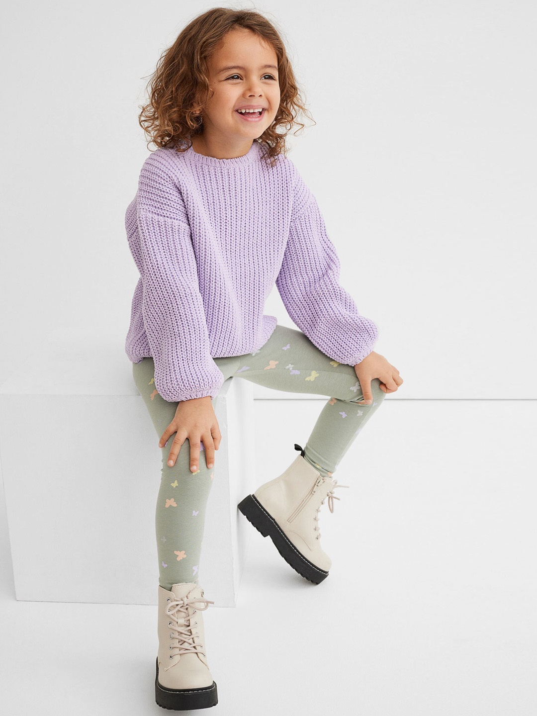 

H&M Girls Green & Peach Printed Ankle Length Leggings