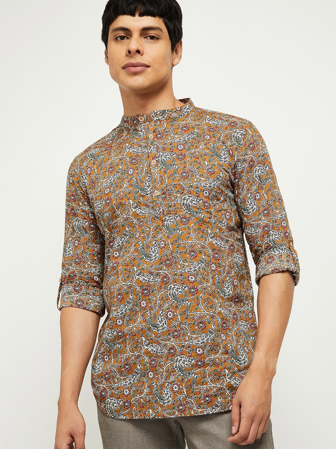 

max Men Blue Floral Printed Kurta