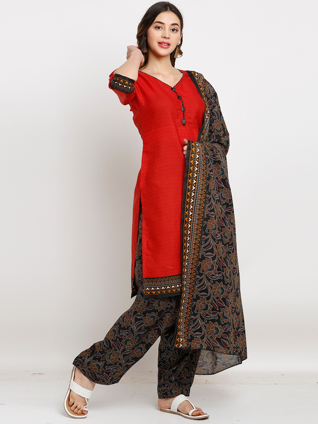 

Rajnandini Women Red Printed Kurta with Salwar & Dupatta, Blue