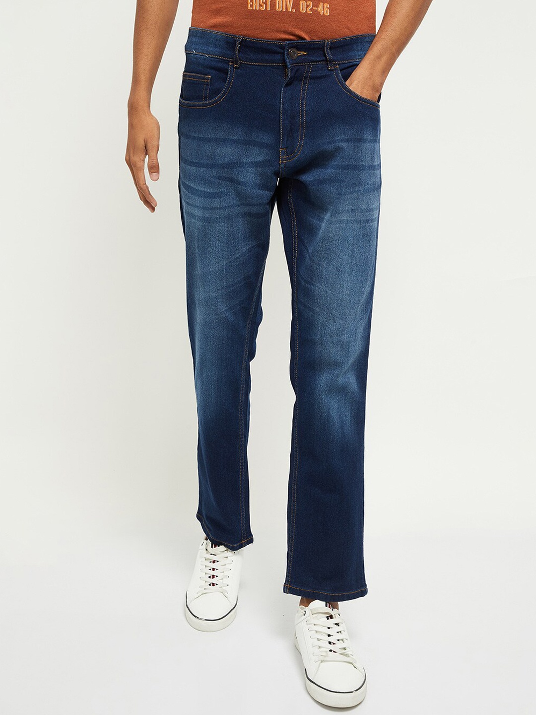 

max Men Blue Heavy Fade Jeans