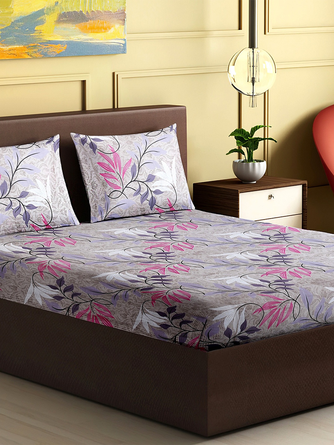 

HAPPY HUES Brown & Pink Floral Printed 144 TC Queen Bedsheet with 2 Pillow Covers