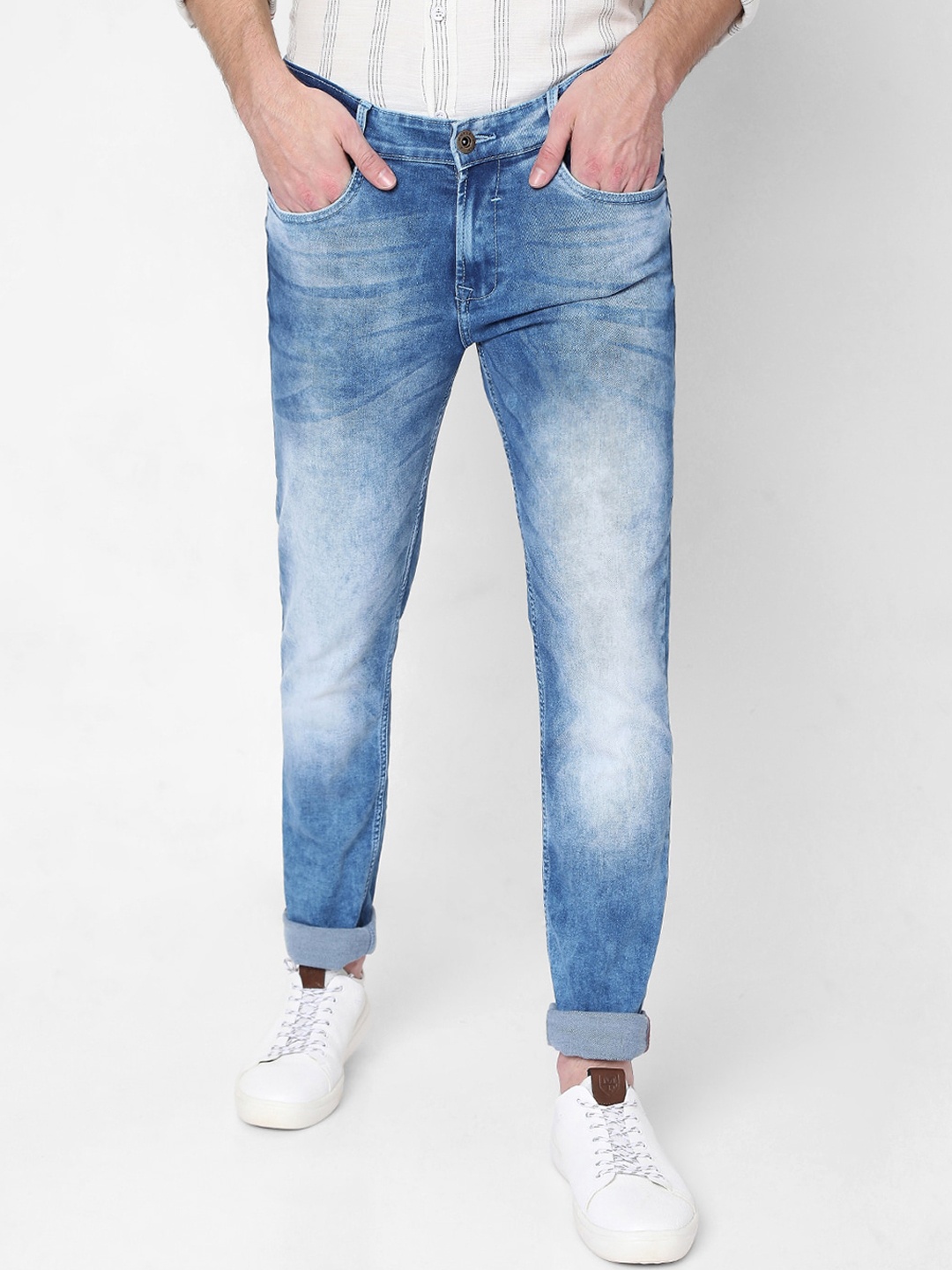 

Mufti Men Blue Narrow Heavy Fade Stretchable Jeans