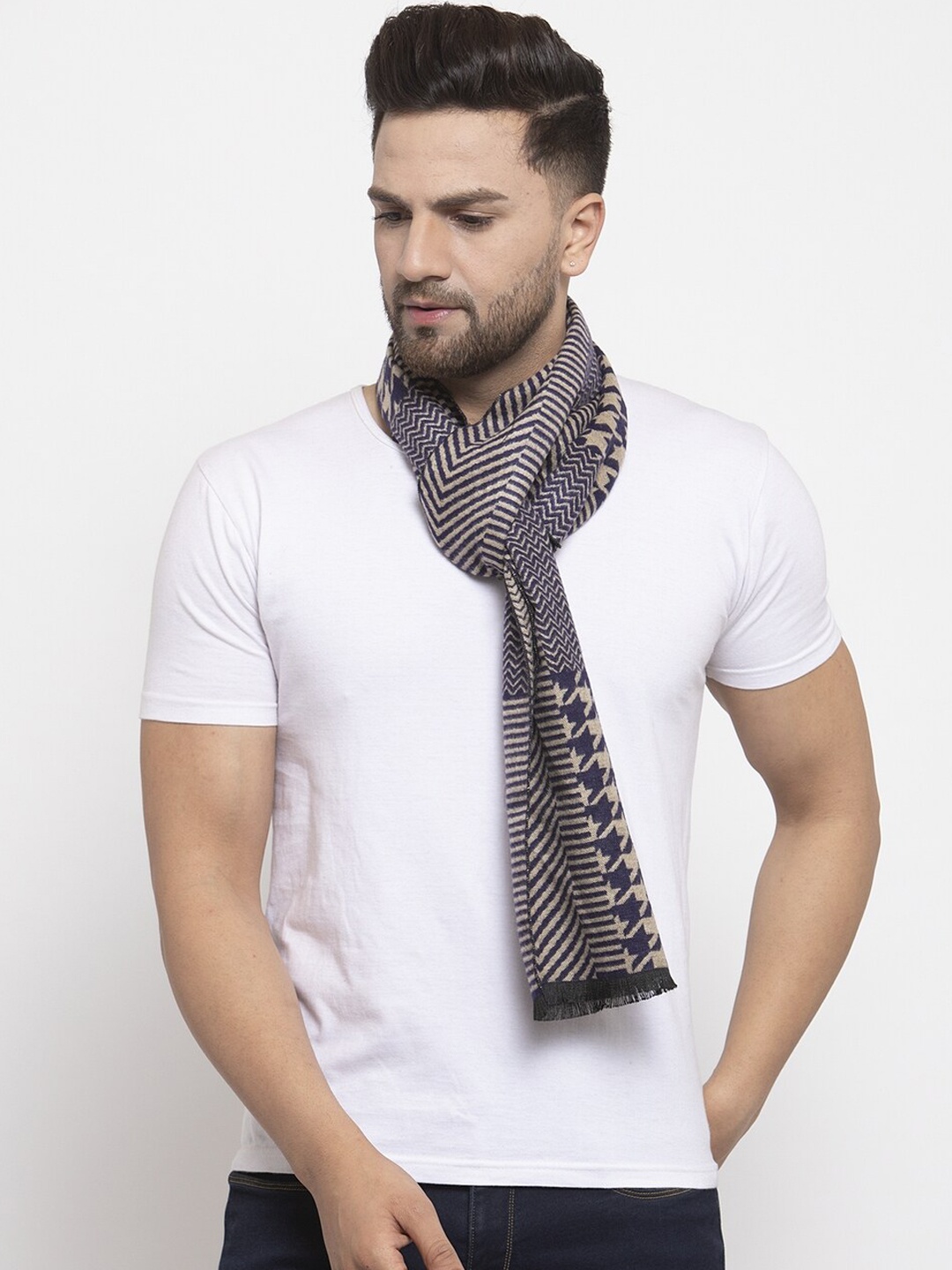 

MAXENCE Men Blue & Beige Woven Design Muffler