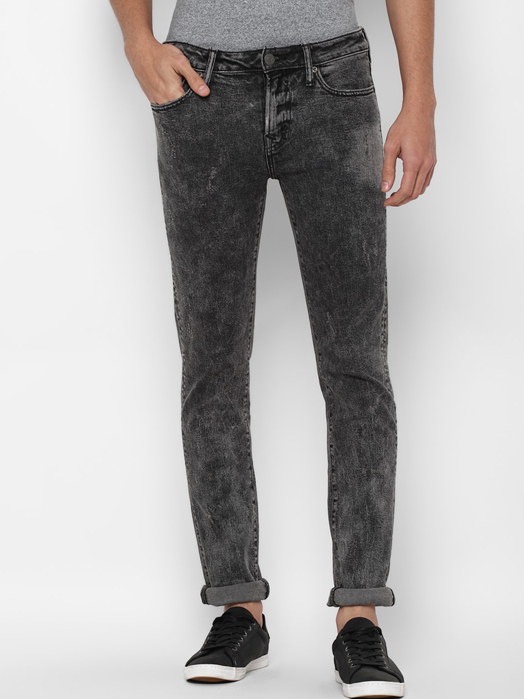 

AMERICAN EAGLE OUTFITTERS Men Black Skinny Fit Low Distress Light Fade Jeans