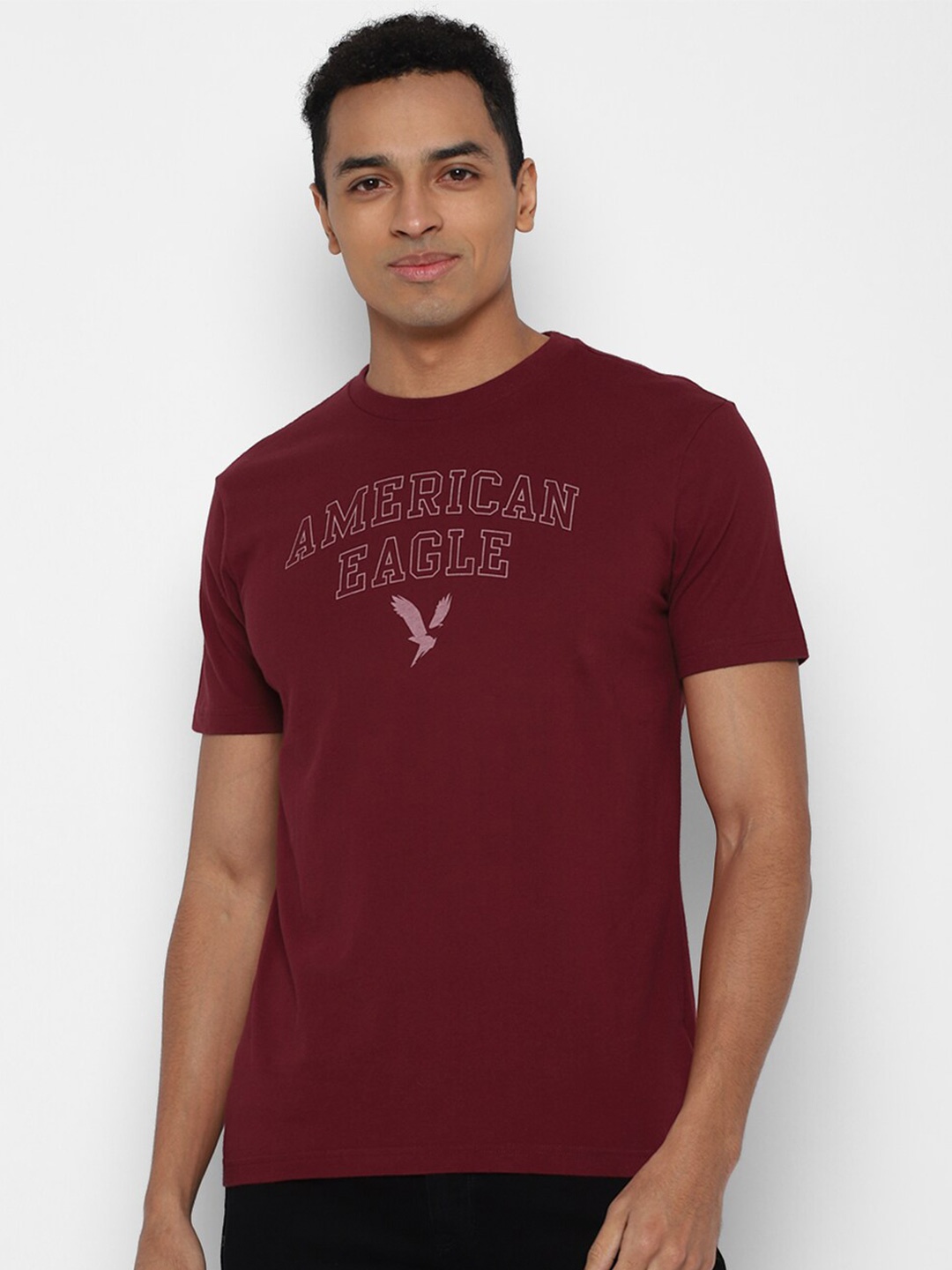 

AMERICAN EAGLE OUTFITTERS Men Maroon Typography Printed Pure Cotton T-shirt