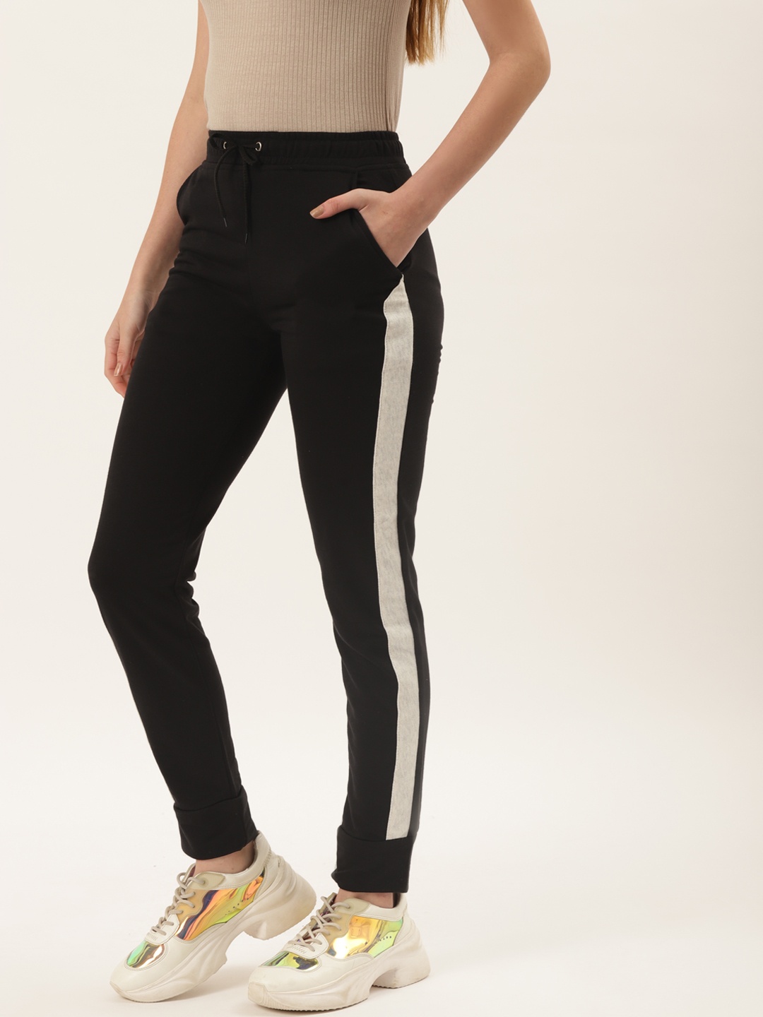 

Alsace Lorraine Paris Women Black Solid Cotton Track Pants