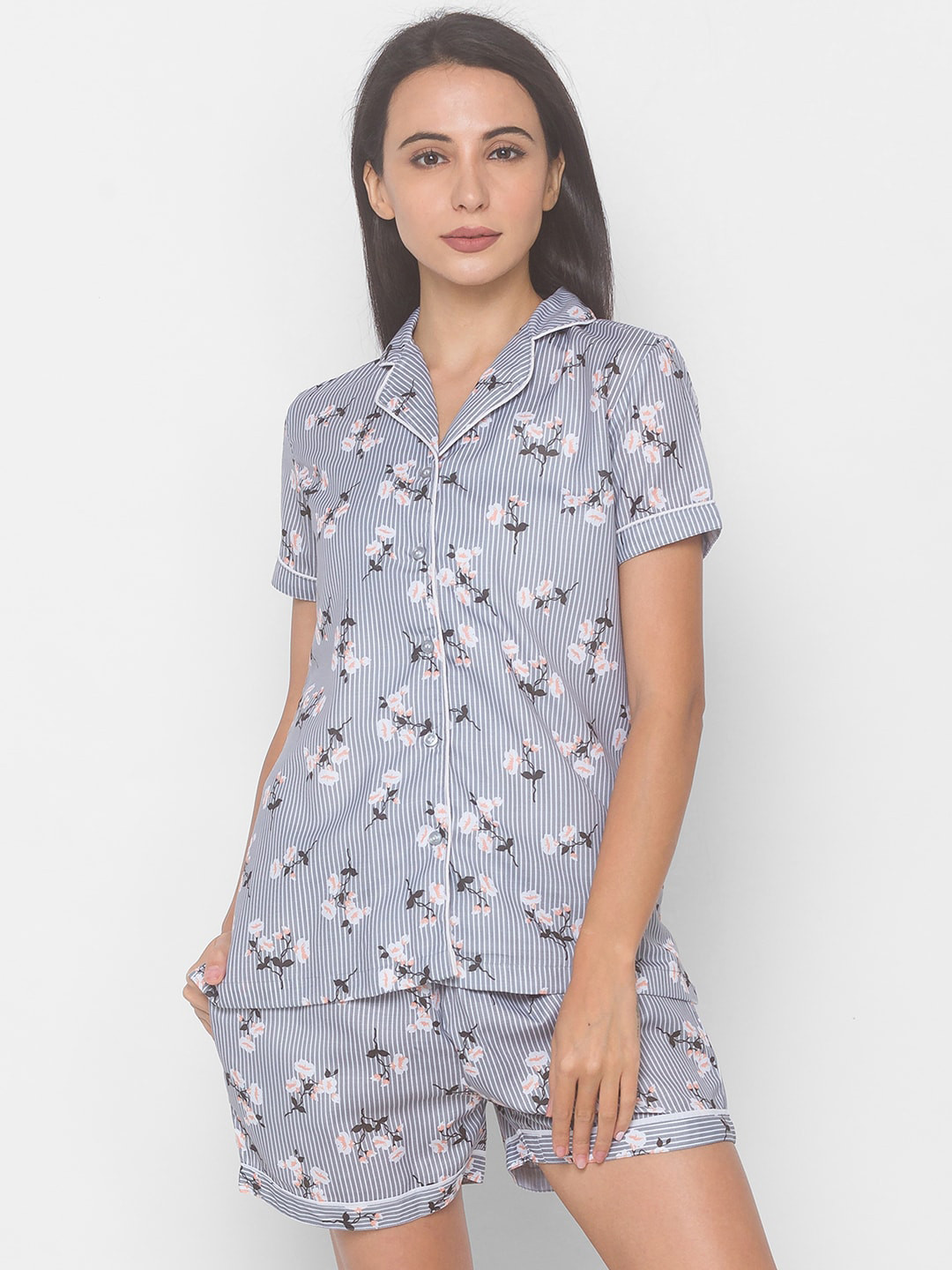 

FashionRack Women Grey Printed Pure Cotton Night Suits