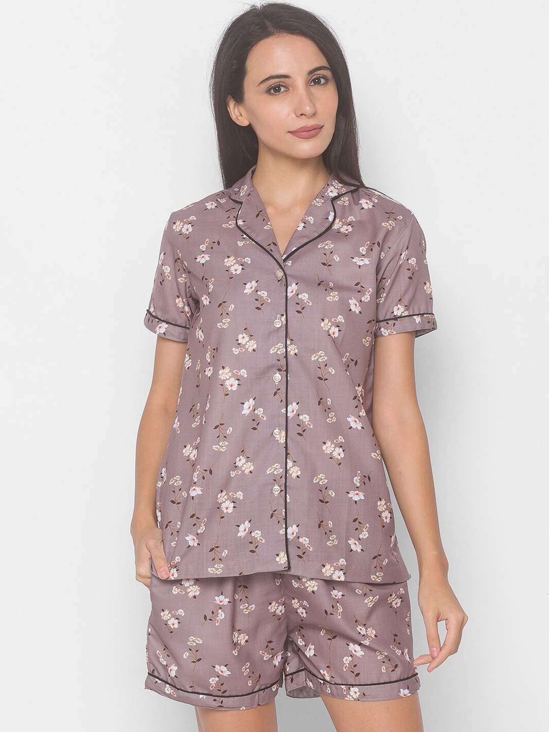 

FashionRack Women Brown & White Printed Night suit