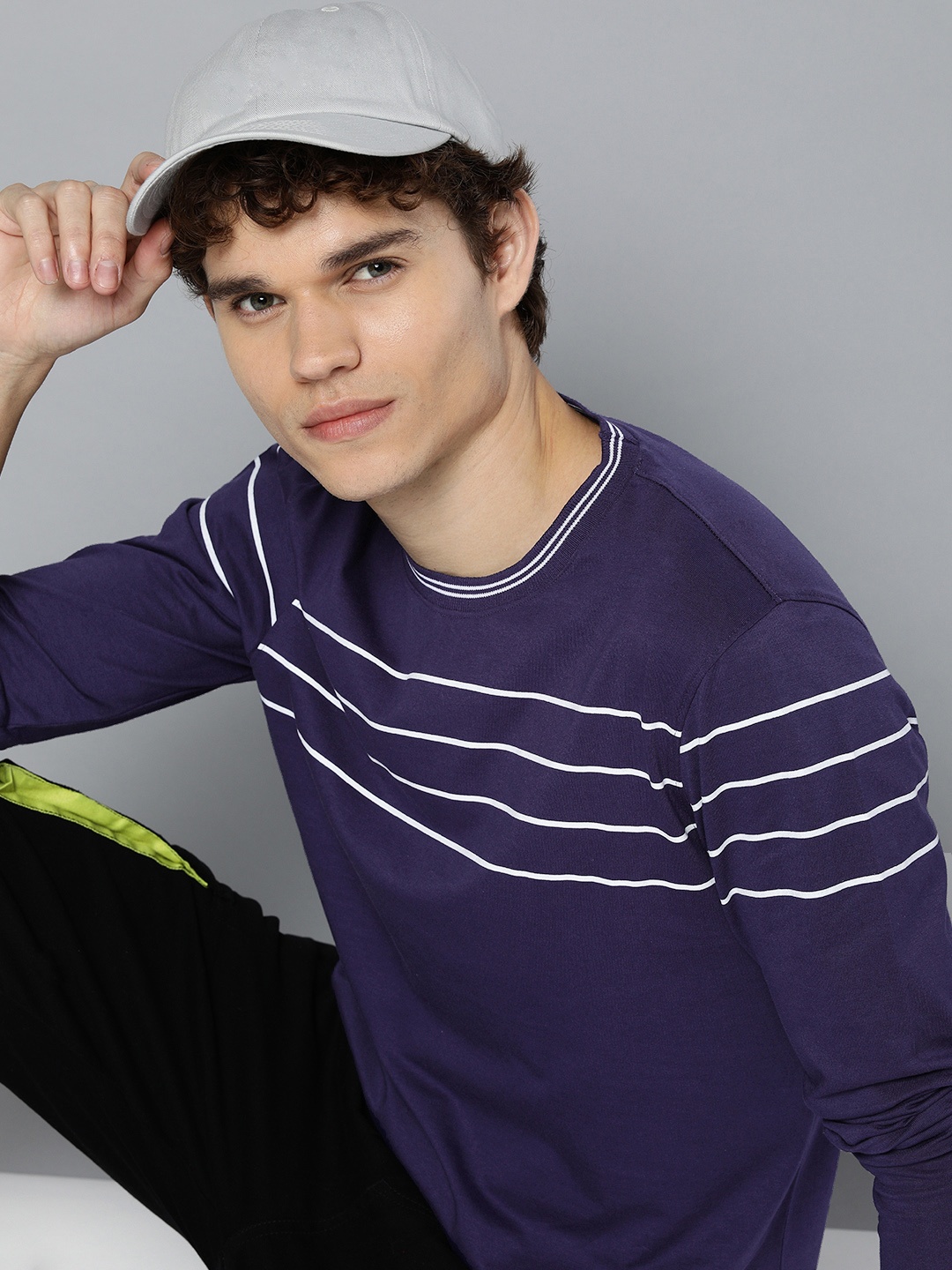 

Harvard Men Purple & White Striped Pure Cotton T-shirt