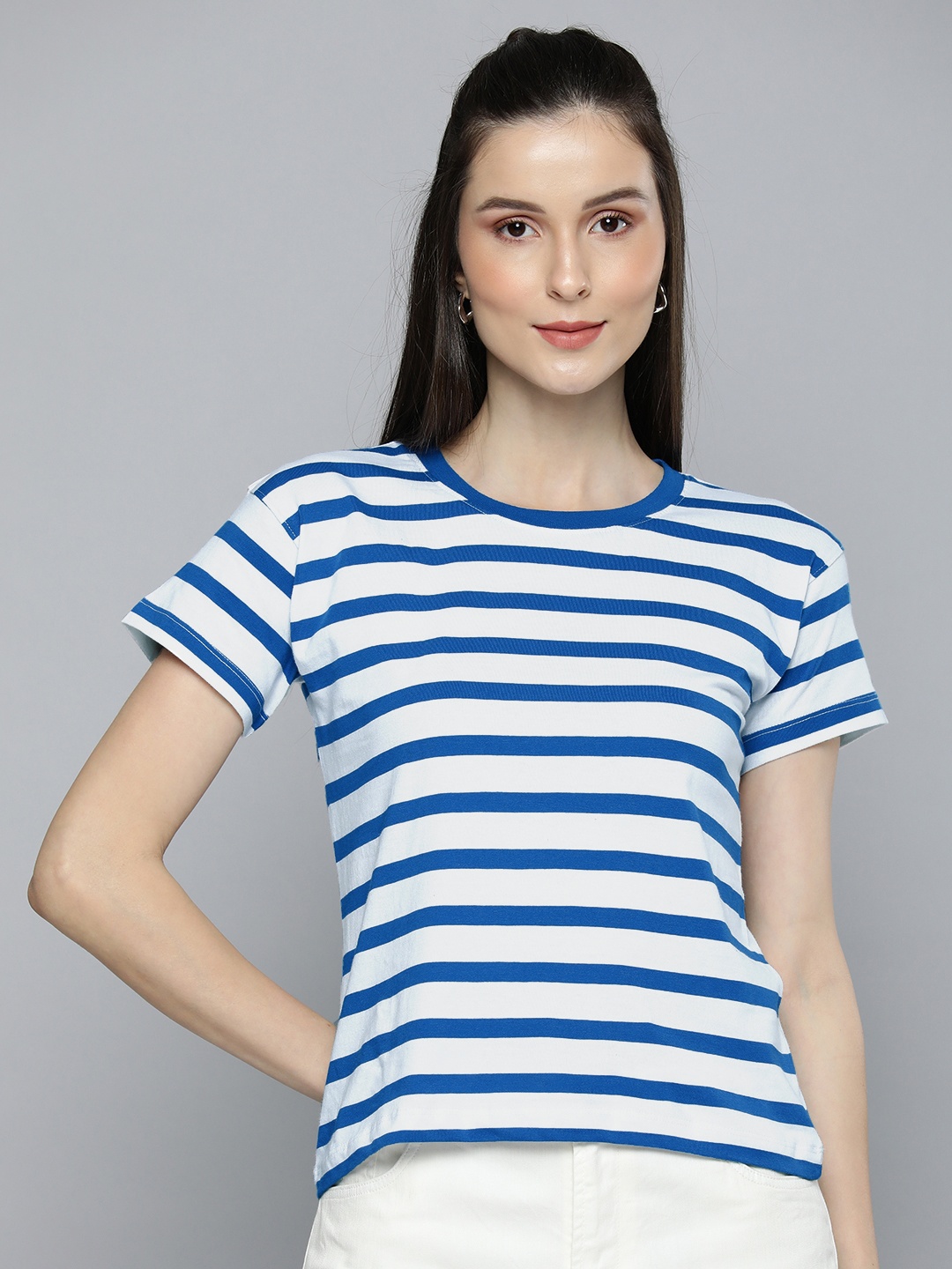 

Harvard Women White & Blue StripedPure Cotton T-shirt