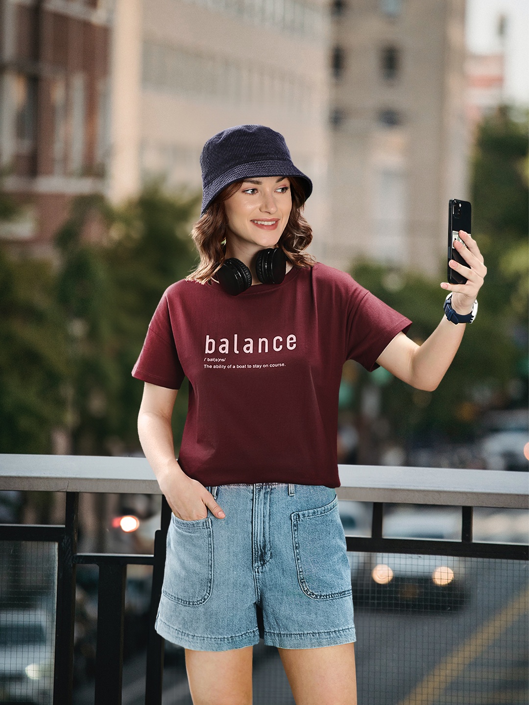 

Harvard Women Burgundy Typography Printed Drop-Shoulder Sleeves Pure Cotton T-shirt
