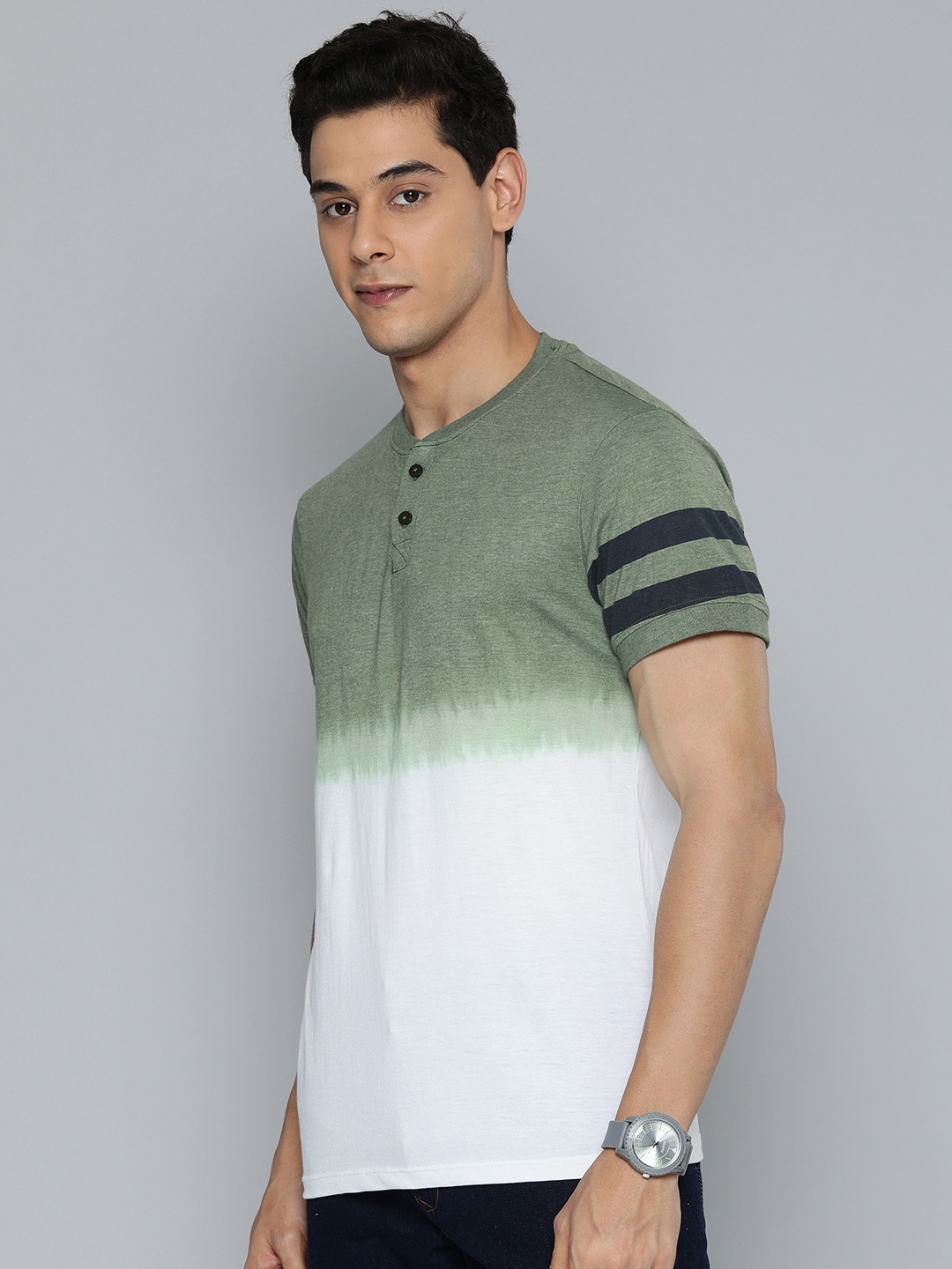 

Harvard Men Olive Green & White Colourblocked Henley Neck Pure Cotton T-shirt