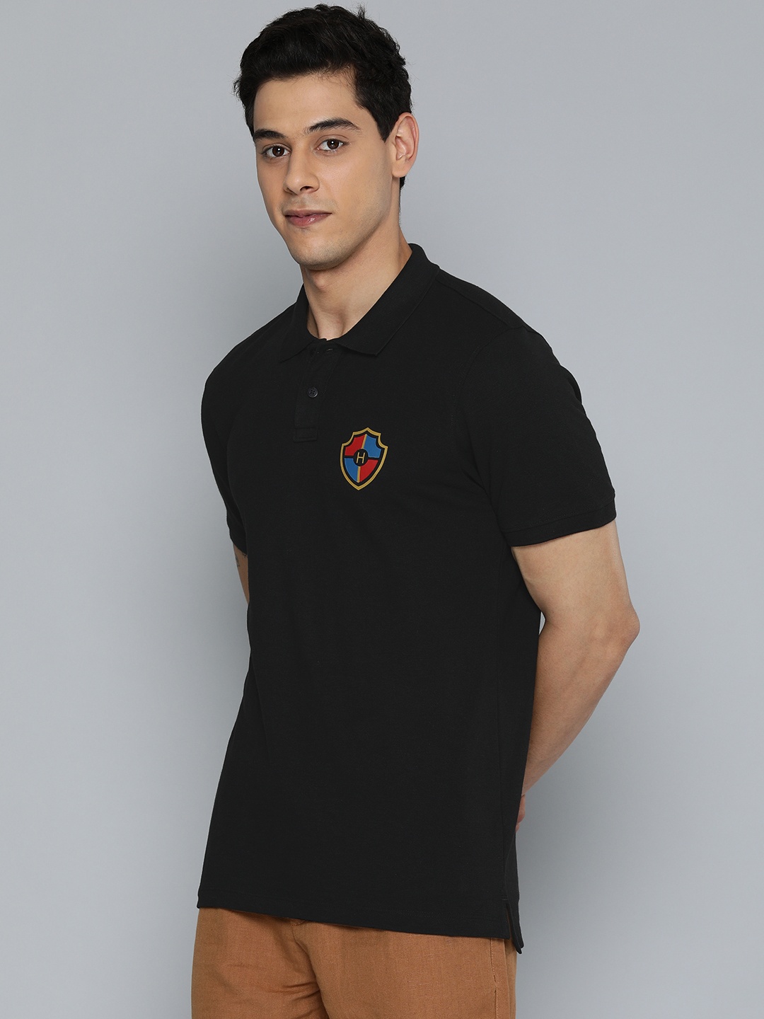 

Harvard Men Black Polo Collar T-shirt