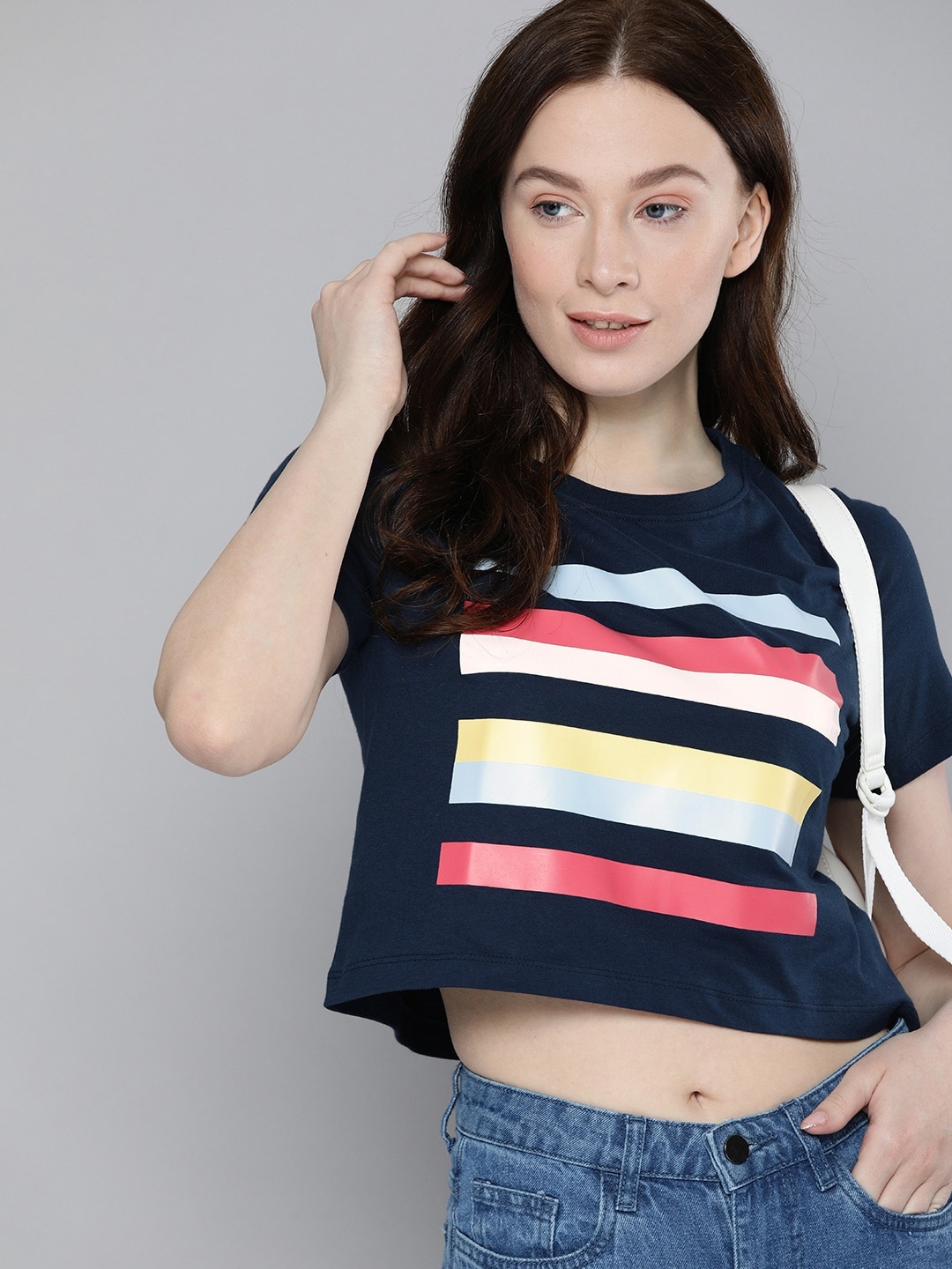 

Harvard Women Navy Blue & Red Striped Pure Cotton Crop T-shirt