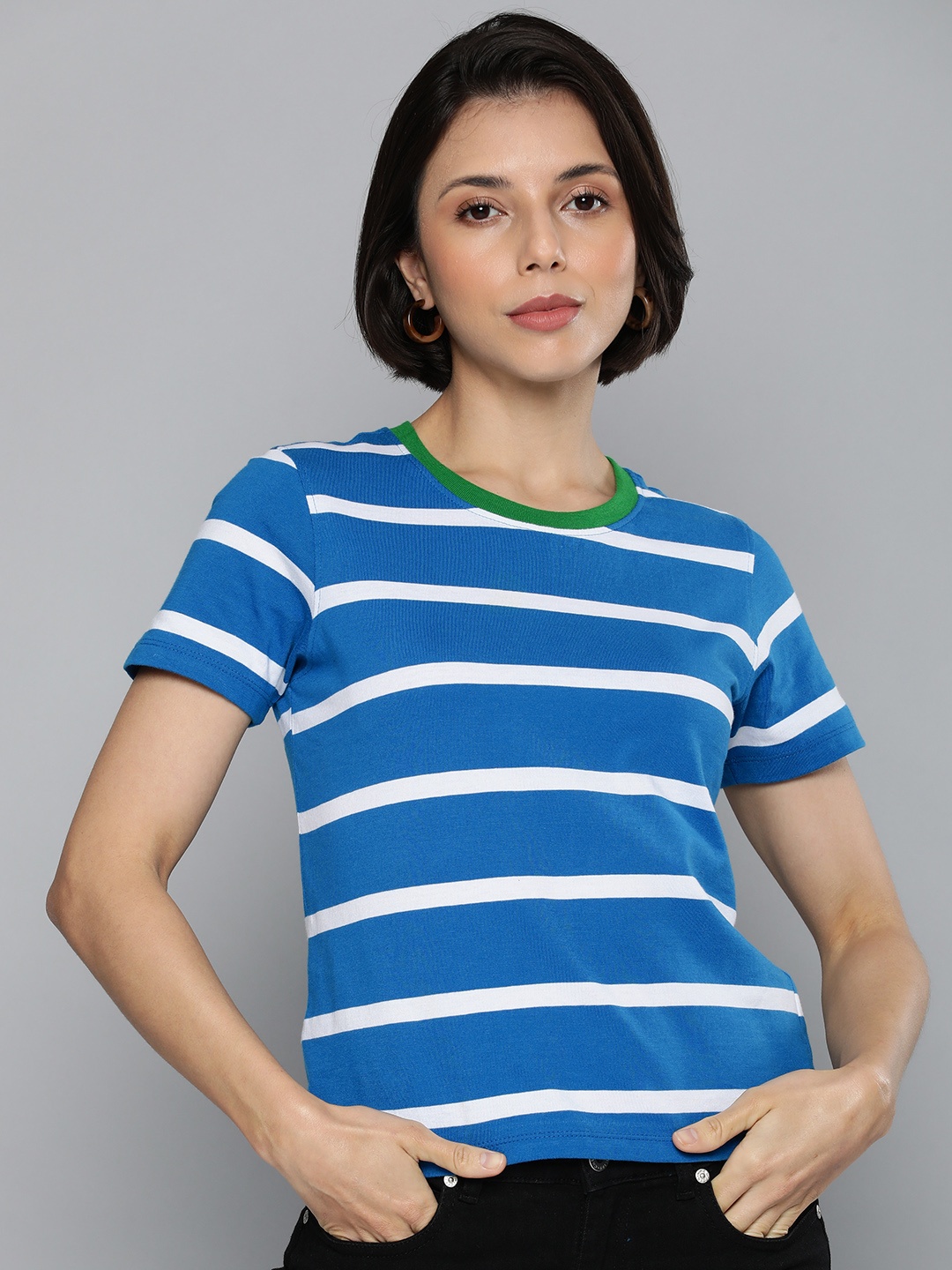 

Harvard Women White & Blue Striped Pure Cotton T-shirt
