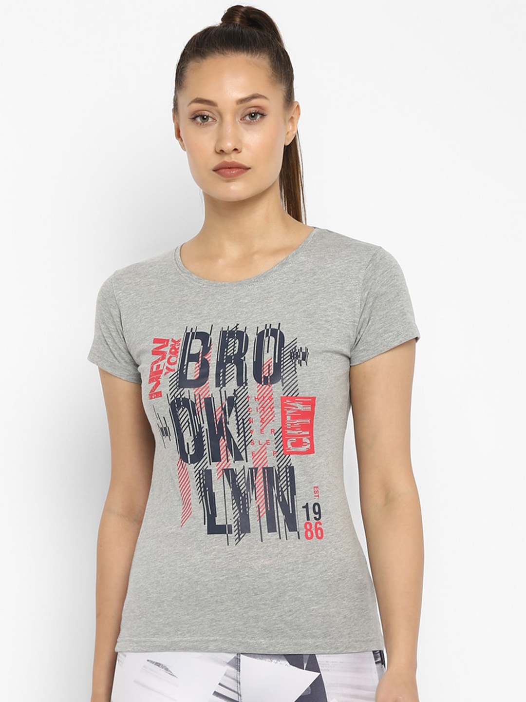 

appulse Women Grey Melange Typography Printed Slim Fit Running T-shirt
