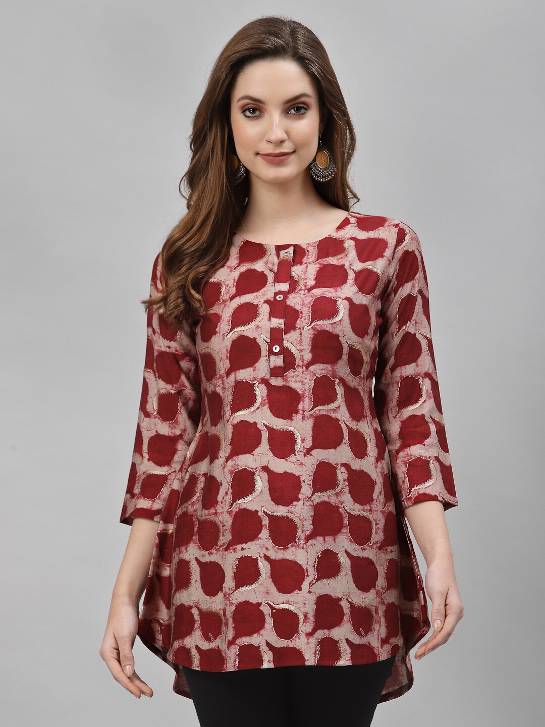 

TANKHI Maroon & Grey Ethnic Motifs Printed A-line Kurti