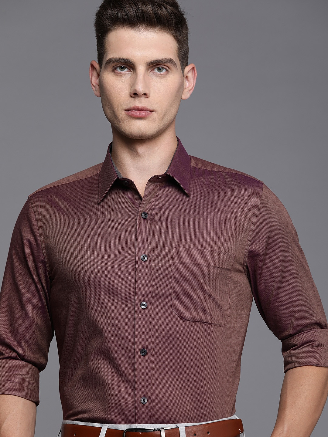 

Louis Philippe Men Maroon Micro Ditsy Printed Slim Fit Formal Shirt
