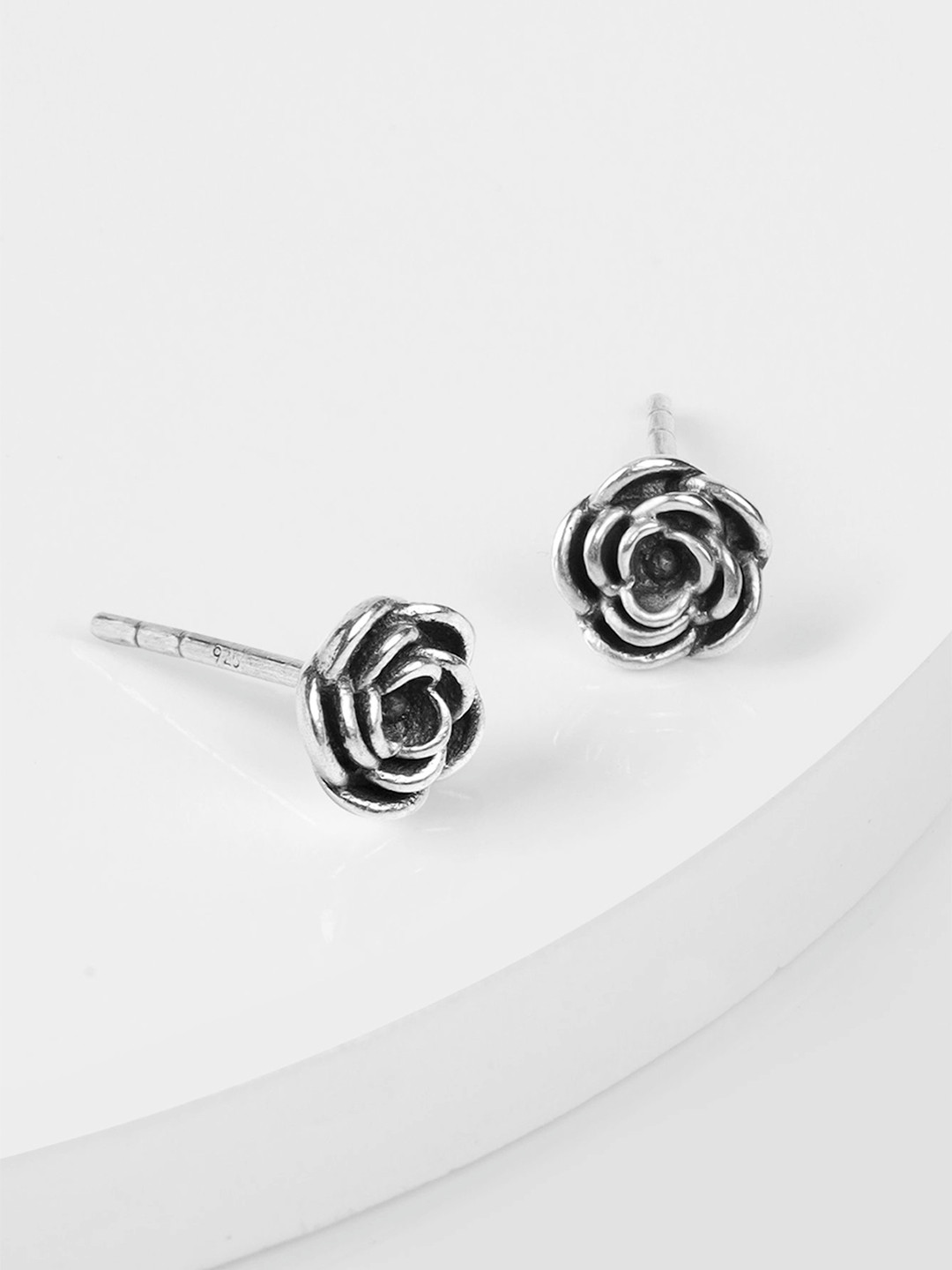

GIVA 925 Sterling Silver Oxidised Bloom Earrings