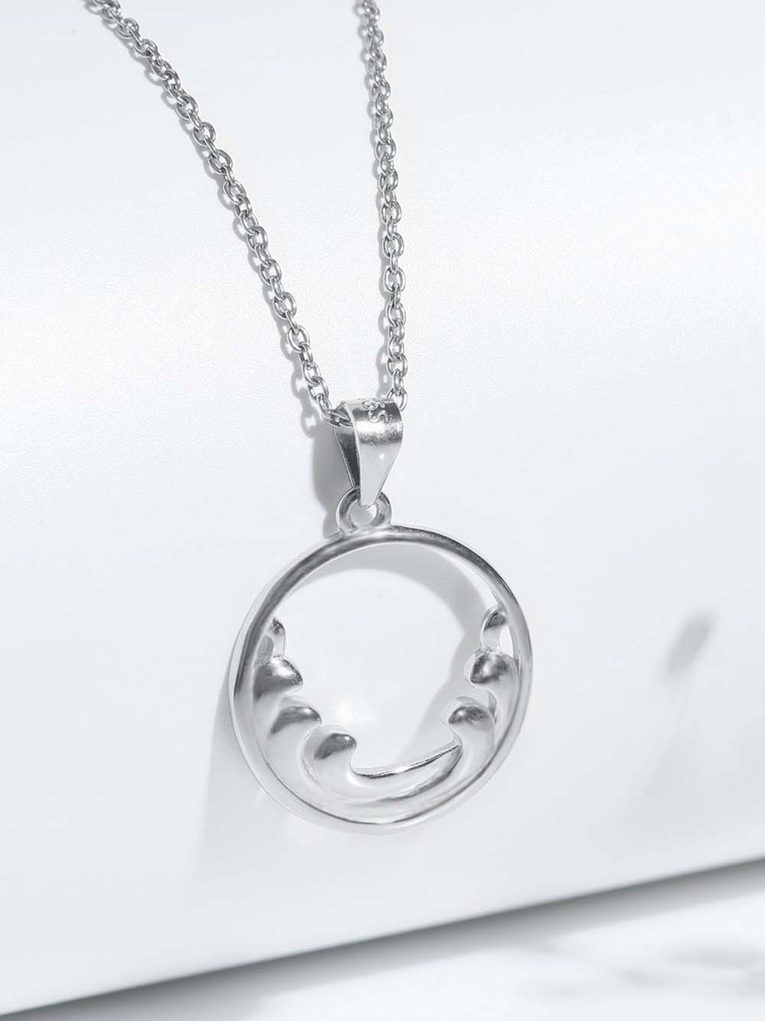 

GIVA 925 Sterling Silver Rhodium Plated Sphere Wave Pendant with Link Chain