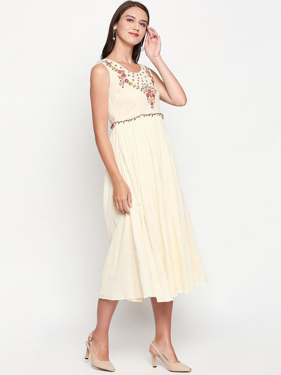 

Lobaanya Women Off White Floral Embroidered Fit & Flare Dress