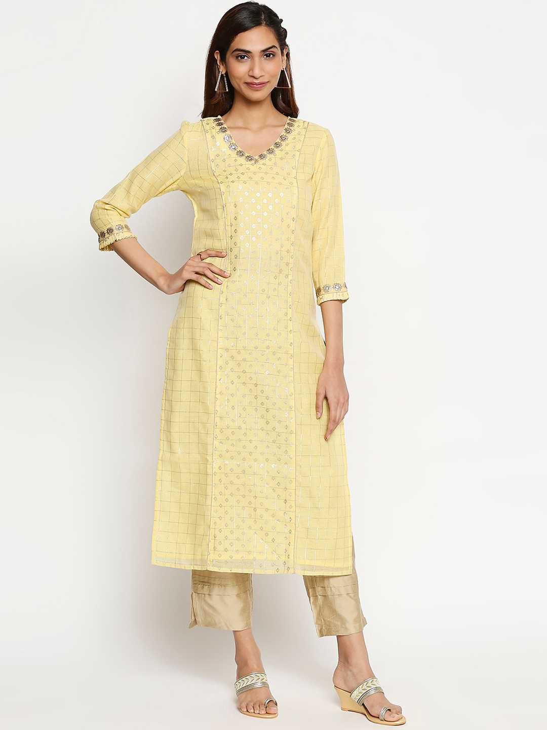 

Lobaanya Women Yellow Ethnic Motifs Chanderi Silk Kurta