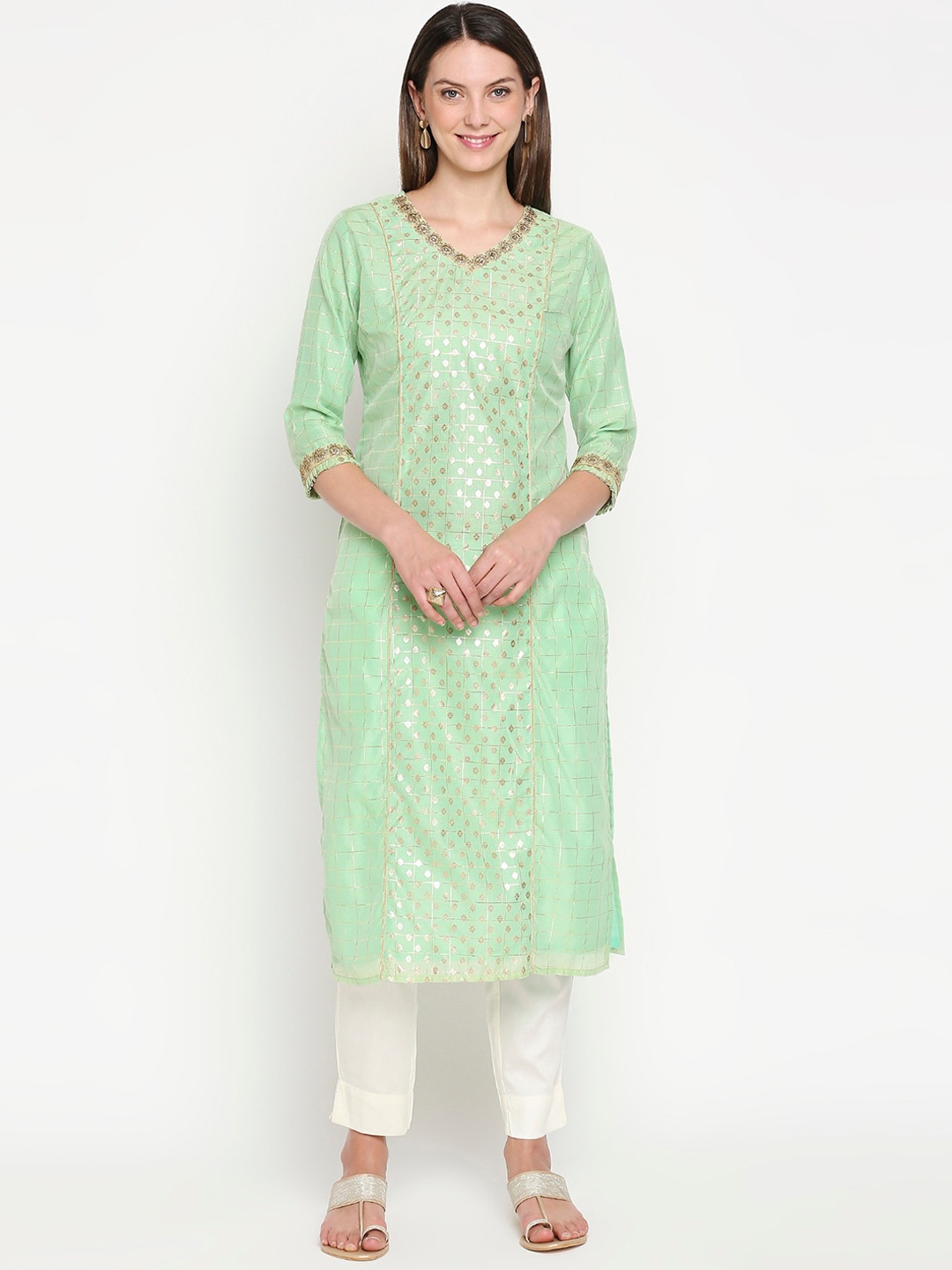 

Lobaanya Women Sea Green Floral Embroidered Thread Work Chanderi Silk Chanderi Silk Kurta