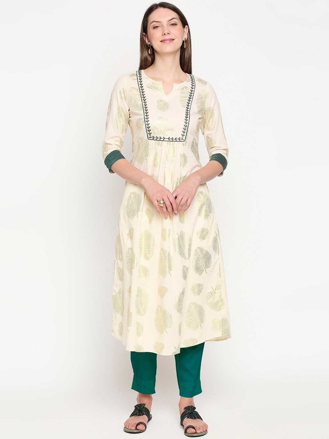 

Lobaanya Women Off White & Green Embroidered Pure Cotton Chikankari Kurta