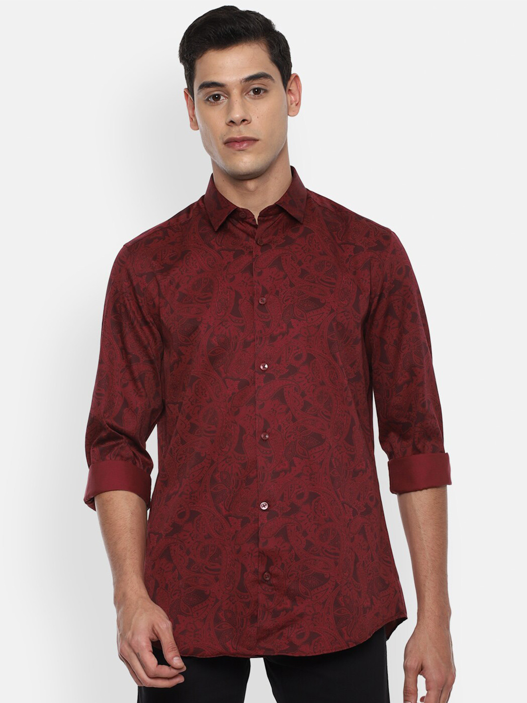 

Louis Philippe Sport Men Maroon Floral Printed Pure Cotton Casual Shirt
