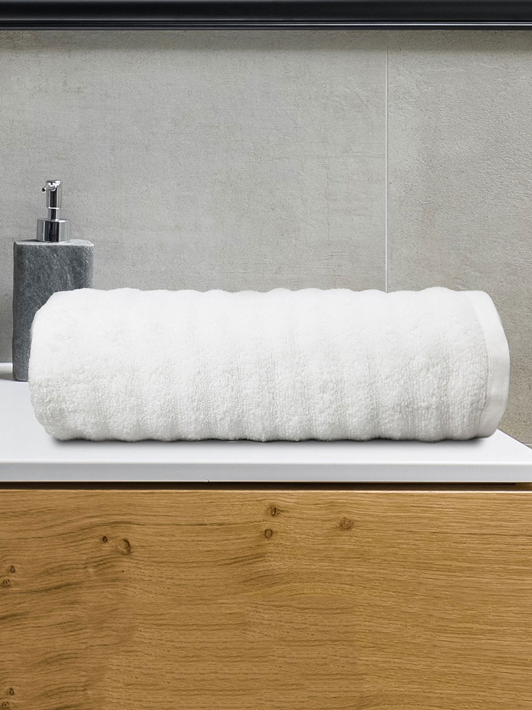

MYTRIDENT White Solid Cotton 450 GSM Bath Towel