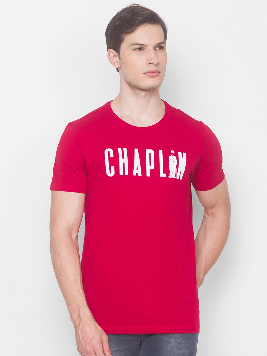 

SPYKAR Men Red Typography Printed Slim Fit T-shirt