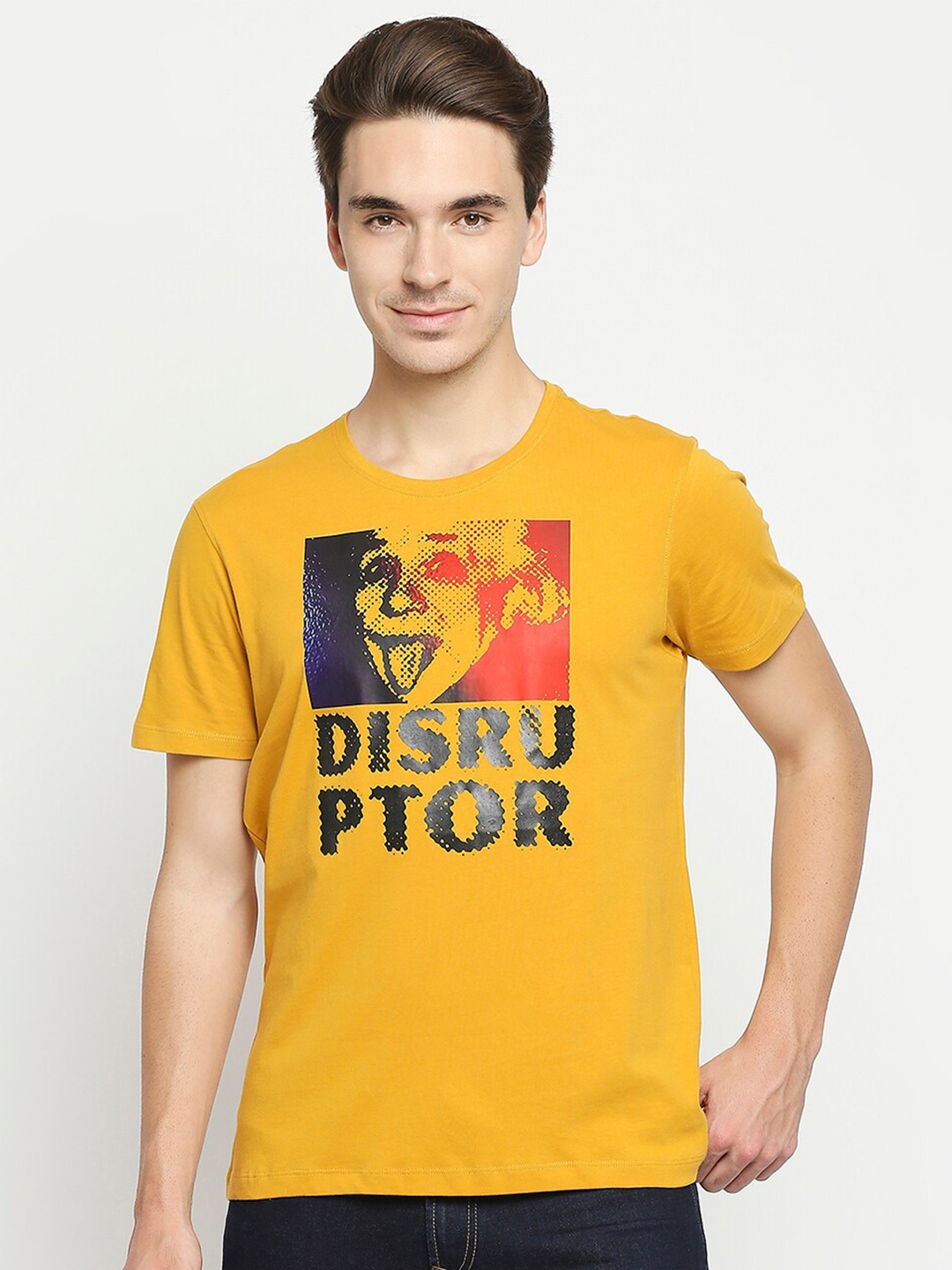

SPYKAR Men Mustard Yellow & Black Typography Printed Slim Fit T-shirt
