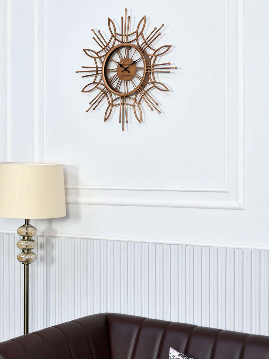 

Athome by Nilkamal Gold-Toned Floral Contemporary Wall Clock